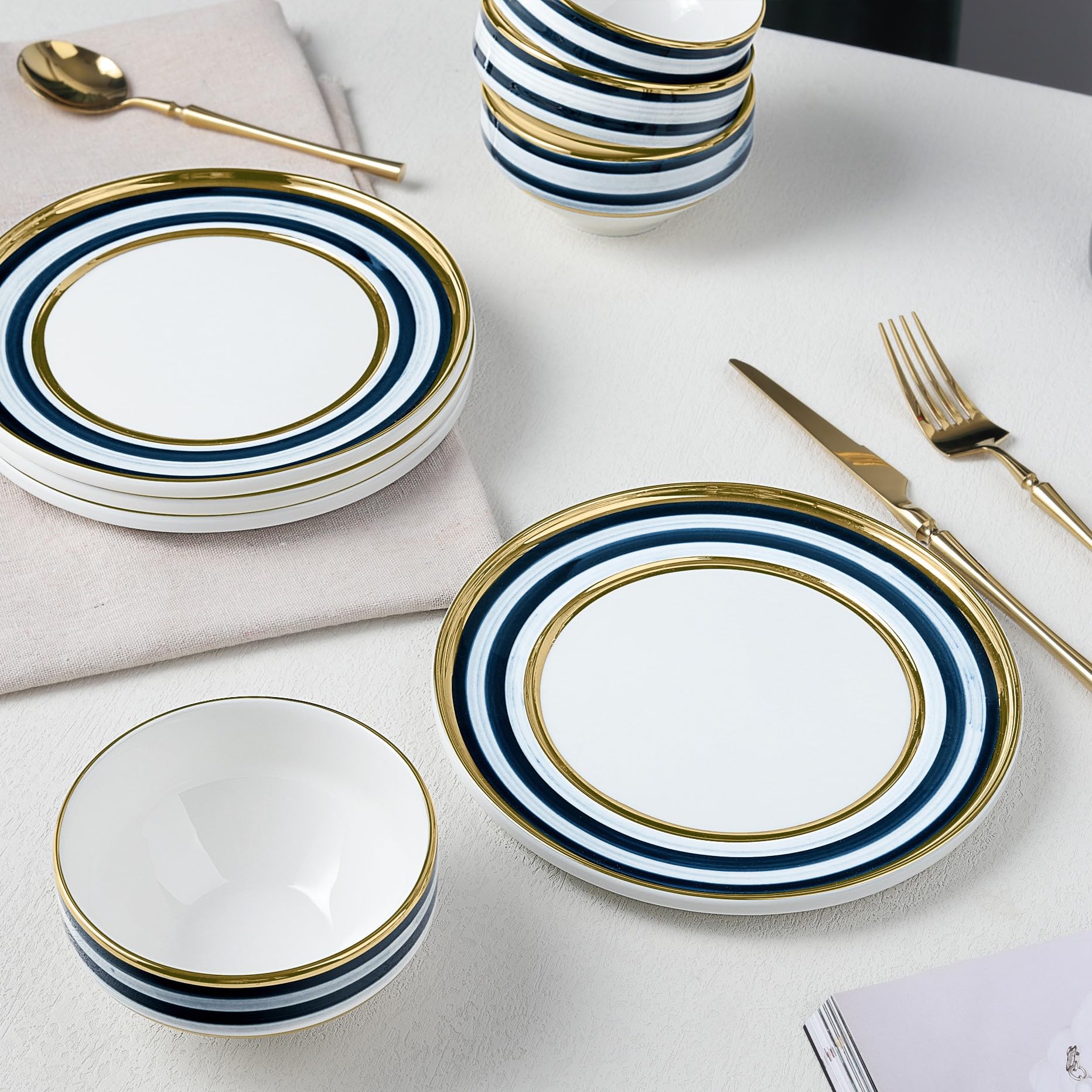 fanquare Set di 4 piatti piccoli, piatto in ceramica da 20 cm con bordo, moderno servizio di piatti per la cucina del ristorante, lavabile in microonde e in lavastoviglie