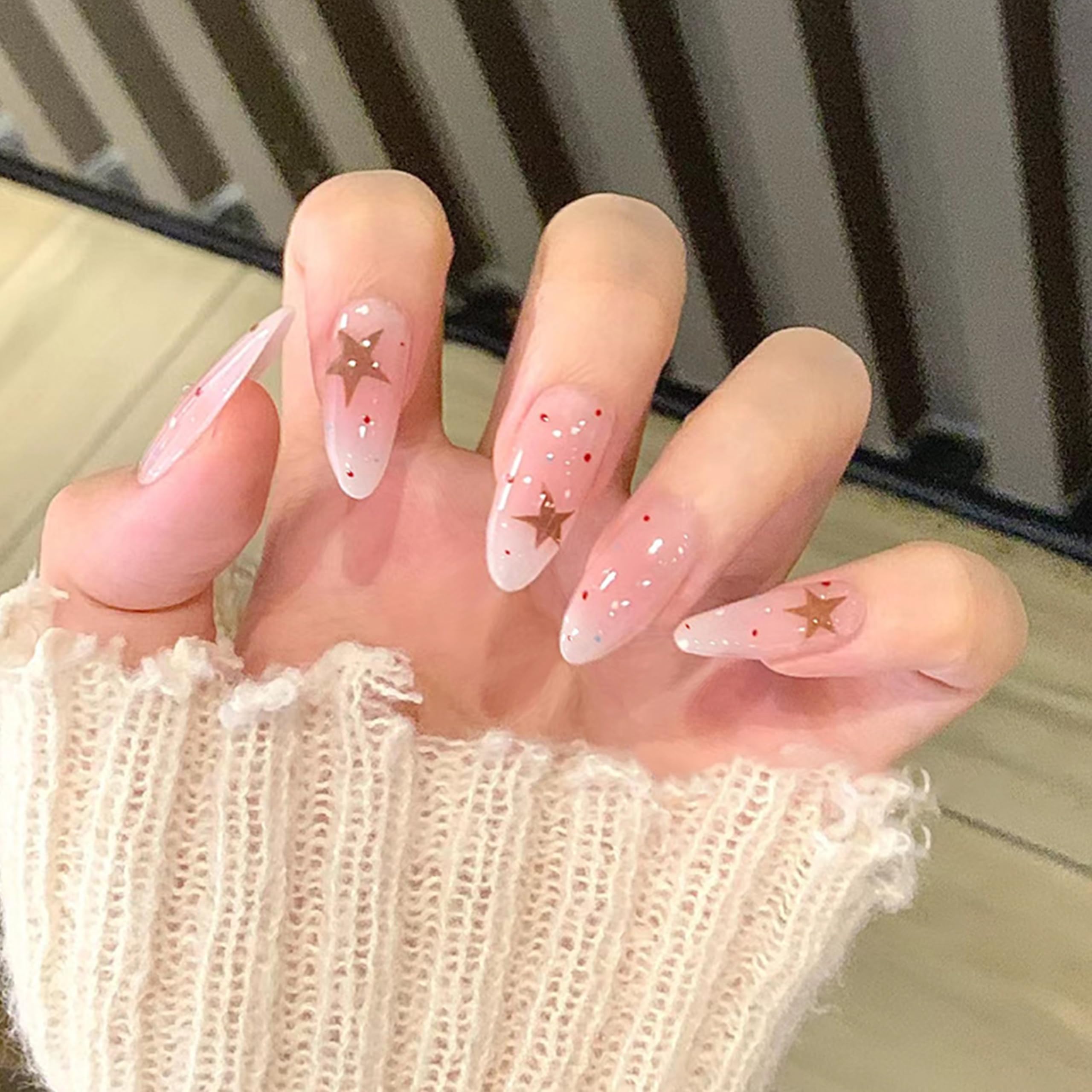 24pcs Mandorle Press on Nails Lunghe Bianco Latte Gradiente Stella Artificiale Da Incollare Finte Colore Francese Copertura Completa Unghie Finte Unghie Finte Naturale per Nail Art Beauty