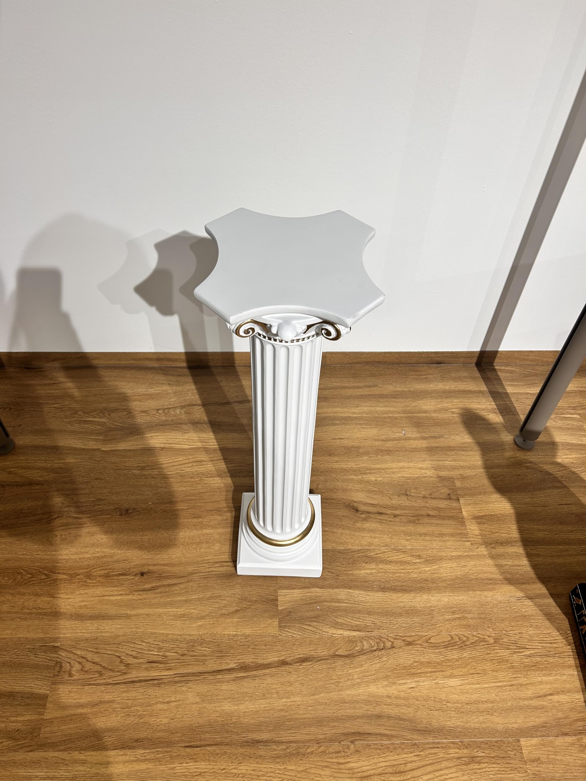 Generisch Griechische Säule mit Goldzusatz. 76 cm.