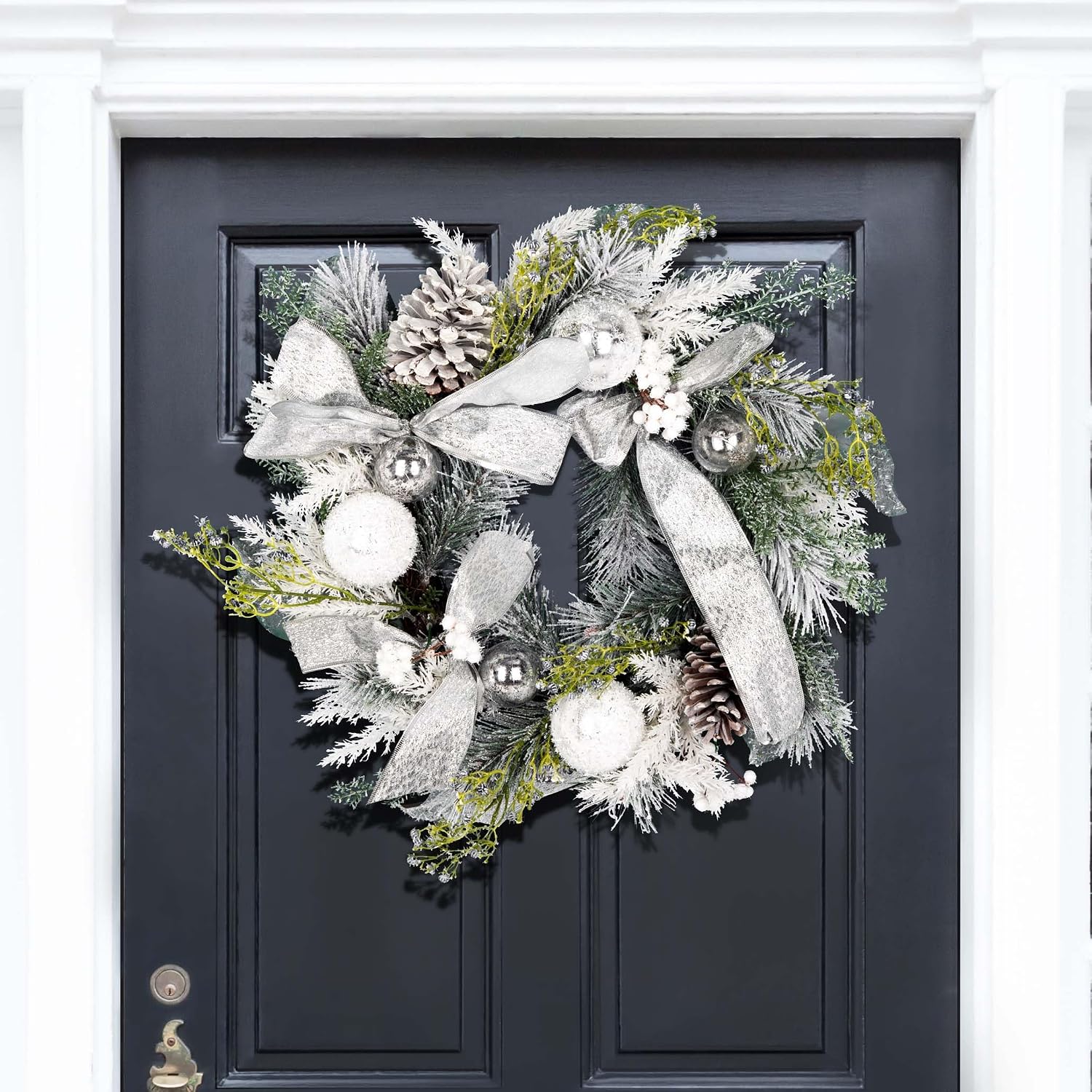 SAFAVIEH Home Collection 26-inch Decorative Artificial Frosted Pine Wreath with Ornaments (Fully Assembled)