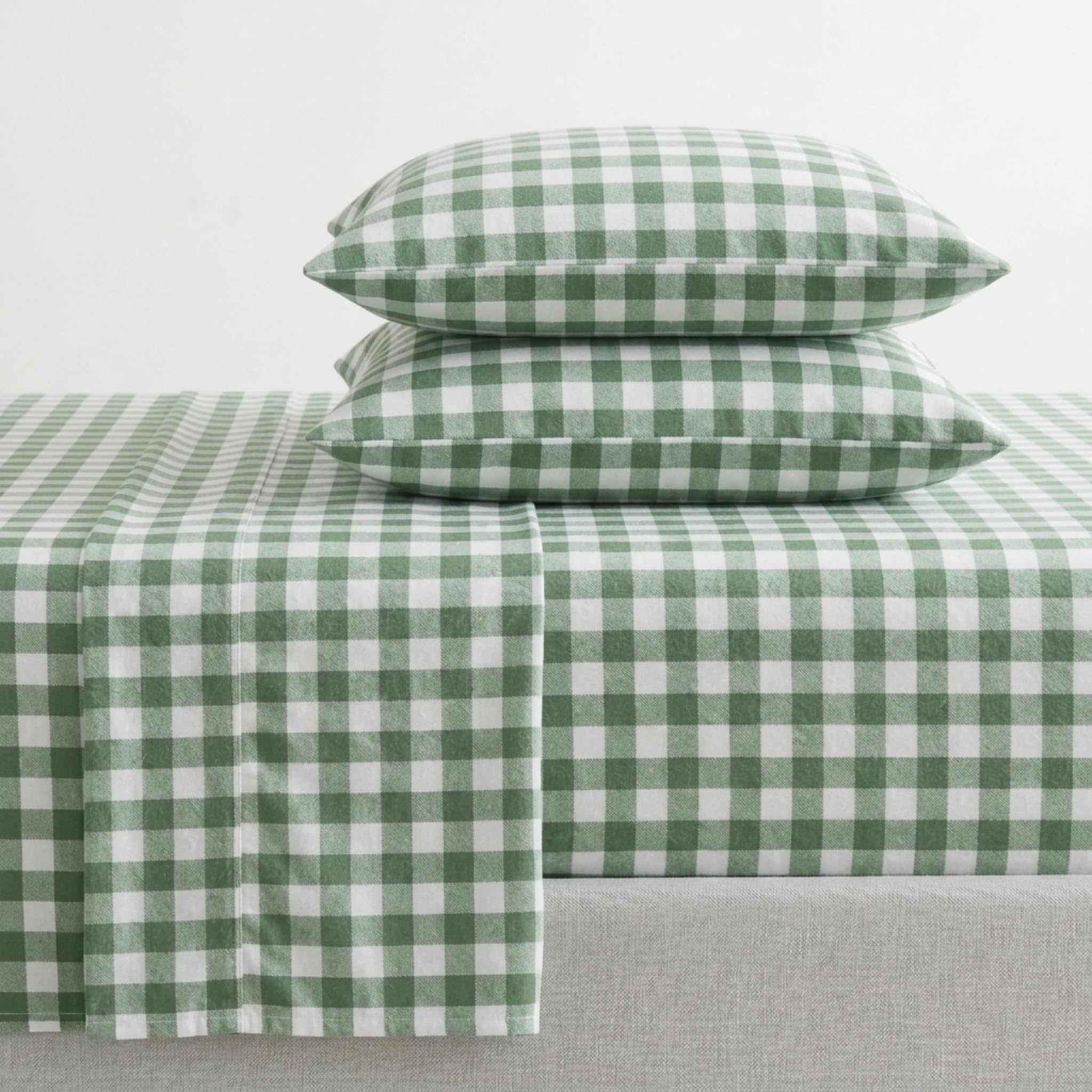 Martha Stewart - Twin Size Sheets Set, Crisp &amp; Tailored Sheets w/a Naturally Smooth Cotton Percale Lightweight Feel - Bed Sheets w/Matching Pillowcase (Madison Gingham Green)