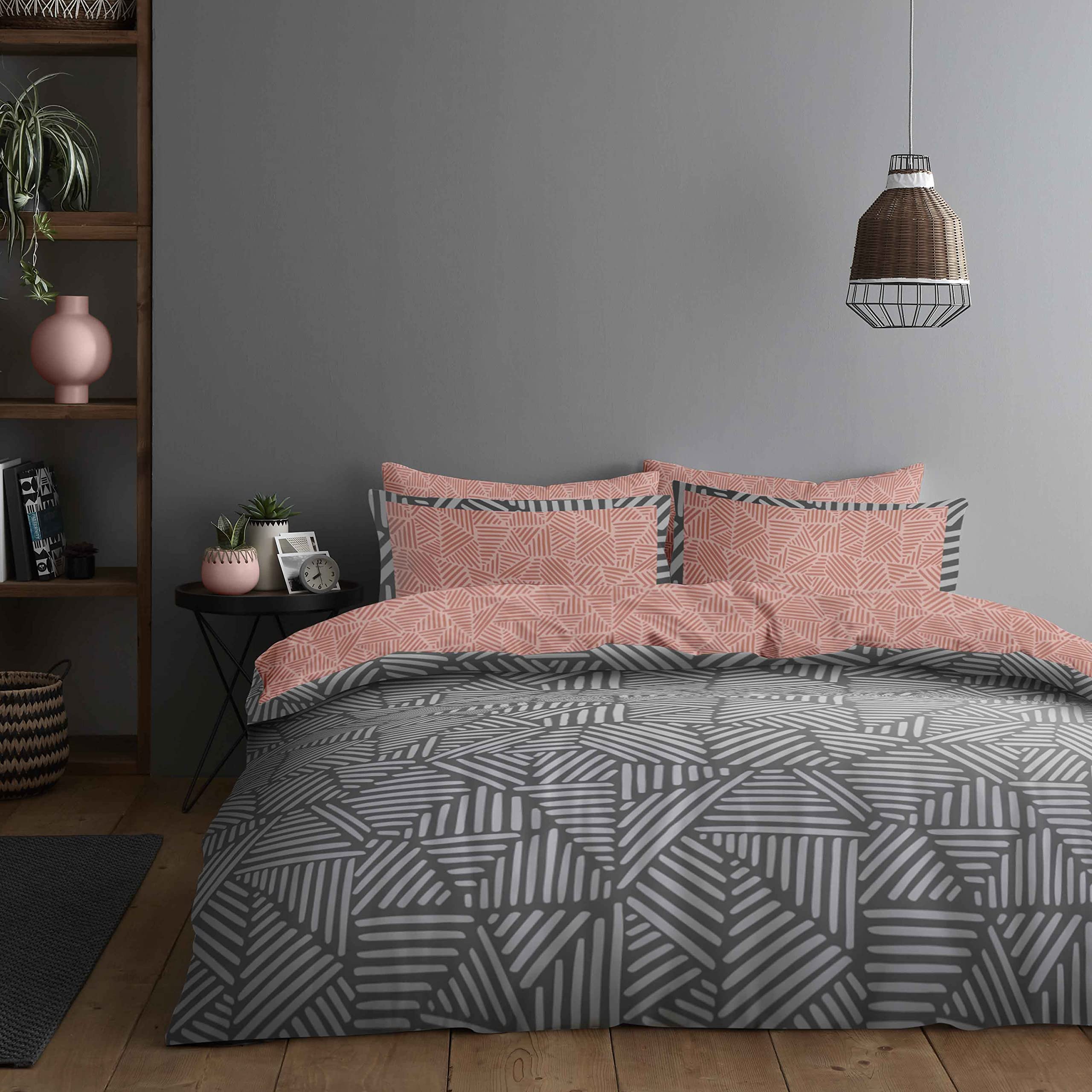 Super Dreamer 4 Pcs Printed Striped Bedding Set- Reversible Duvet Cover Double,Soft Bedding Fitted Sheets with Pillowcases- Polycotton Complete Bed Set