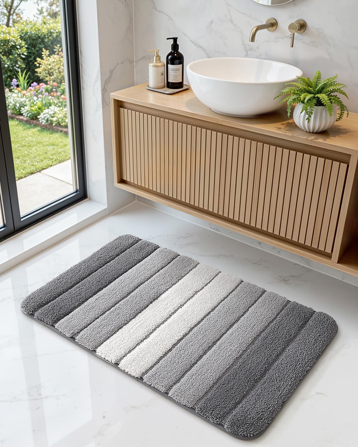 DEXI Badematten für Badezimmer, saugfähige Mikrofaser, schnell trocknend, waschbar, Badezimmerteppiche mit rutschfester Unterseite, für Duschboden, Waschbecken, Badewanne, Grau