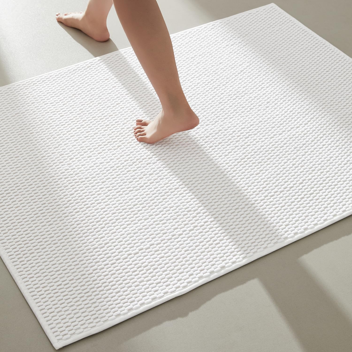Large Bathroom Rugs Non Slip Washable Bath Rugs Super Absorbent Bathroom Rug Thin Quick Dry Low Pile Bath Mats, White 36"x48"