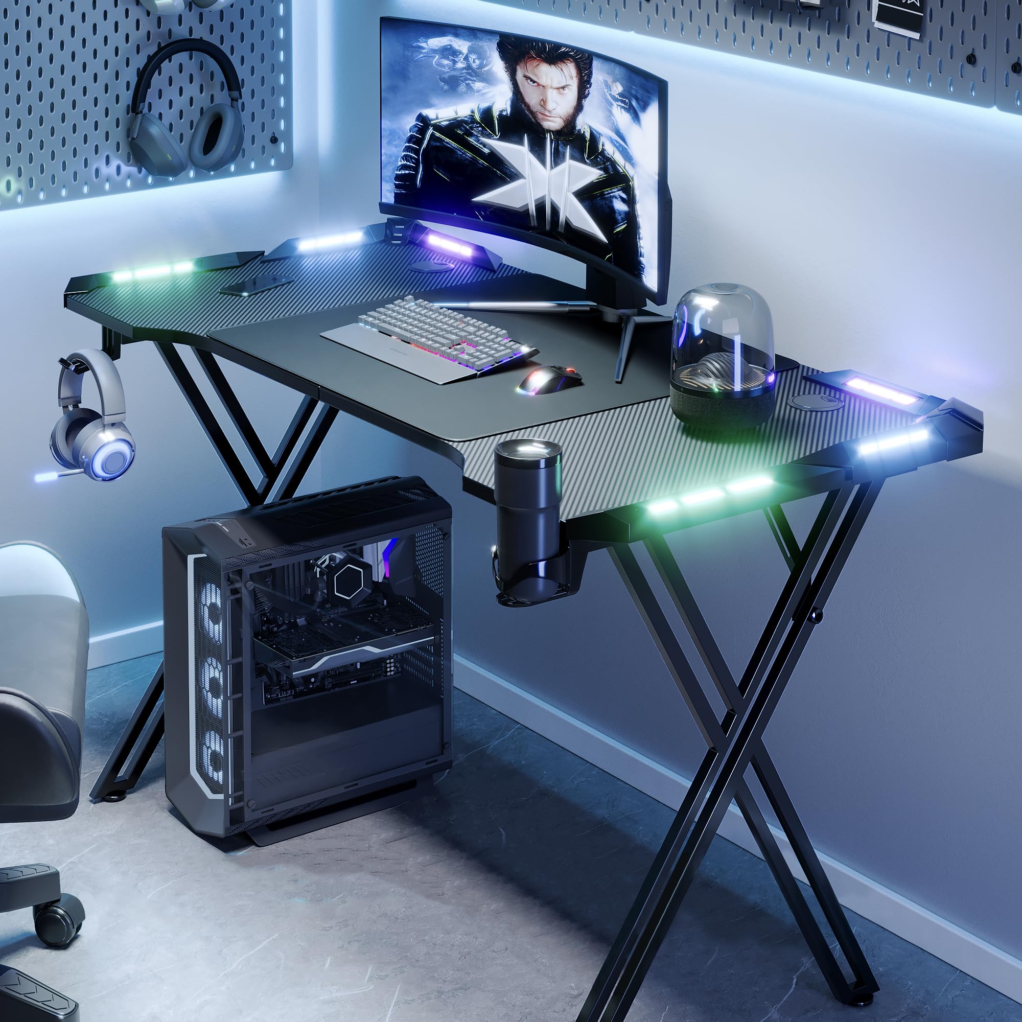 XMTECH 120 x 60 cm Gaming Schreibtisch, LED Gaming Tisch PC Tisch, X Rahmen mit Kohlefaseroberfläche Stabil, Gamer Tisch mit Getränkehalter und Kopfhörerhaken, Schwarz