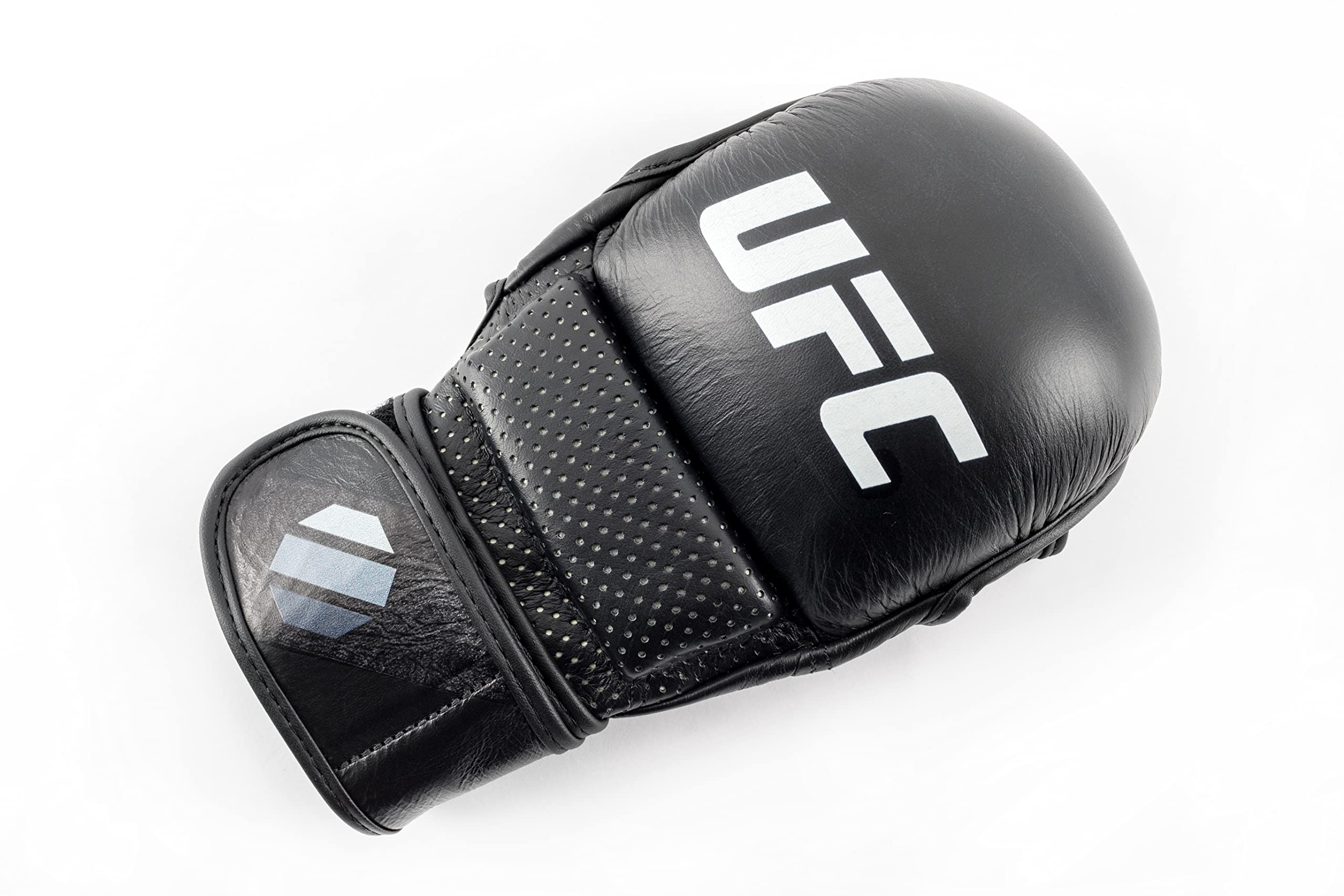Amazon.com : UFC PRO MMA Safety Sparring Gloves (S/M, Black