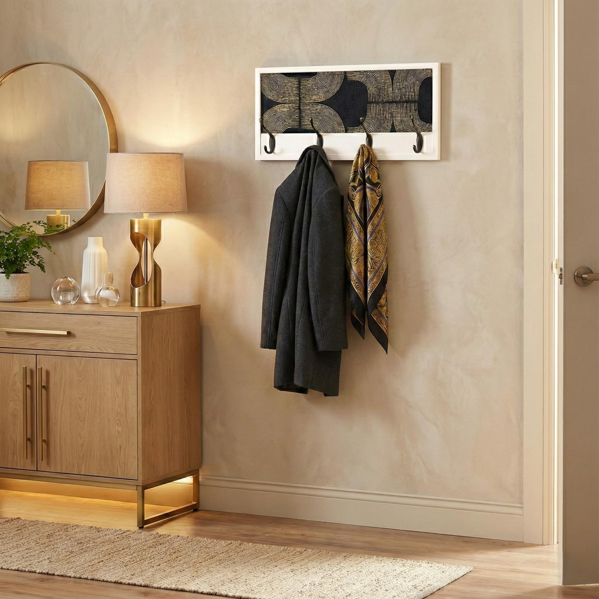 Perchero Pared Madera 52x25cm Mid-century Blanco 4 Ganchos | Hecho en España. 4 ganchos dobles (8 colgadores) para ropa y abrigos. Ideal para entrada, salón u oficina.