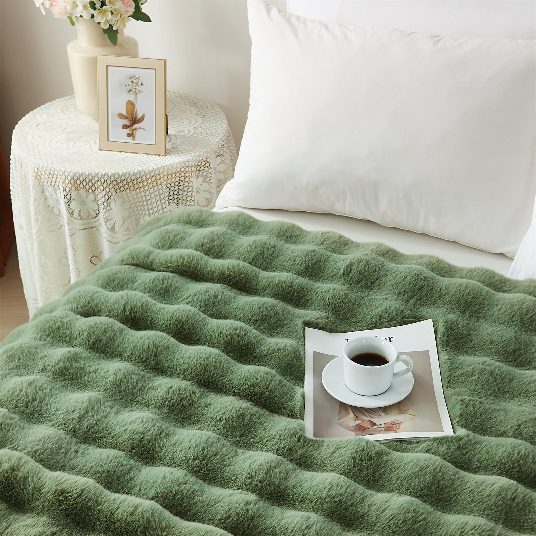 Decke Kunstfelldecke Sofadecke 220x240cm Grün Kuscheldecke Kaninchen Plüsch Super Weiche Luxuriöse Flauschige Decke Leichte Decken Warme Kuscheldecke Vielseitig Blanket Für Bett Sofa Schlafzimmer Büro