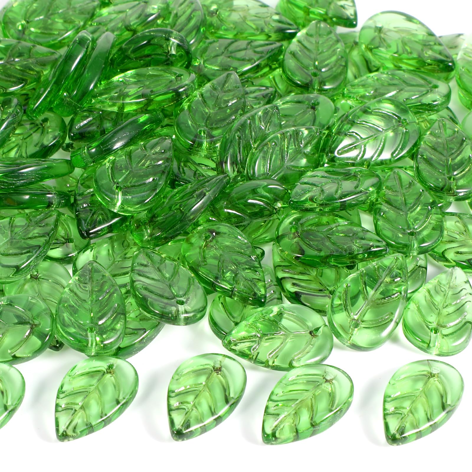 Shimmeroo 100Pcs Glass Green Leaf Beads with Hole, 1.8x1cm Spacer Bead for Handmade Jewelry Necklace Bracelet Earrings DIY Phone Charms Pendants Making