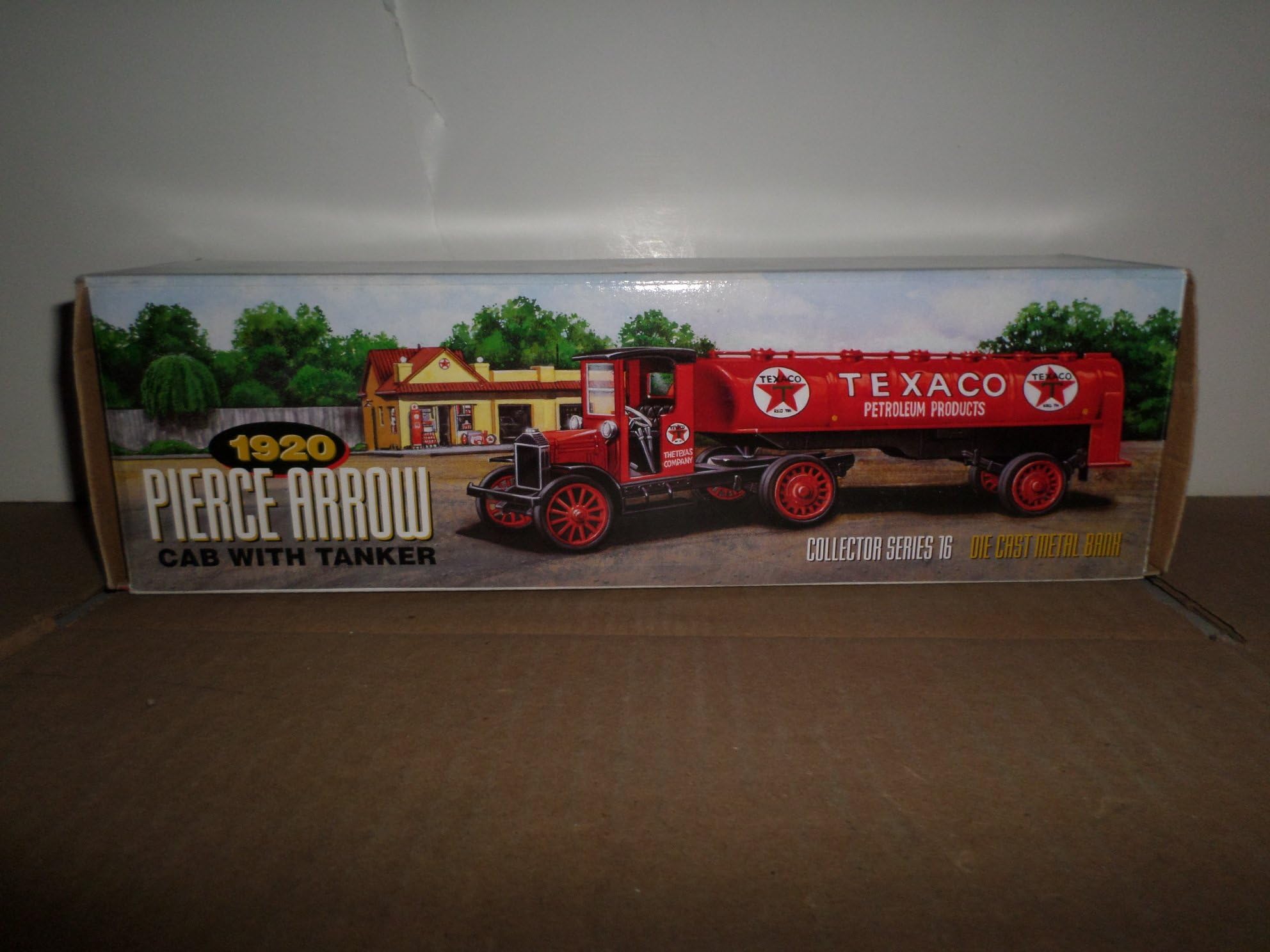 1920 PIERCE ARROW CAB WITH TANKER COLLECTOR SERIES 16 DIE CAST METAL BANK