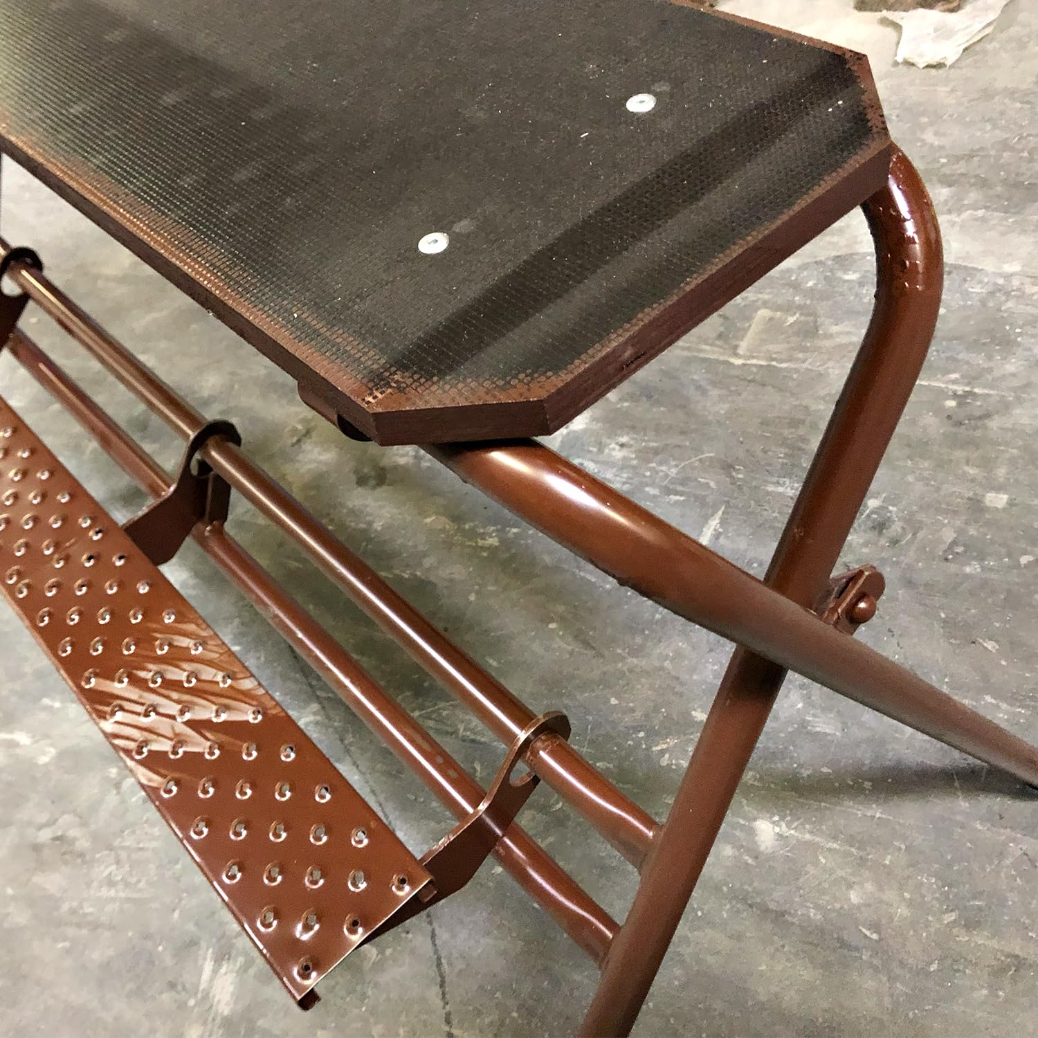 Handelskönig Klappbock Gerüstbock 110 cm x 70 cm Springer Tritt Putzbock MüBa Profi-Klappbock standfest, sicher und zusammenklappbar