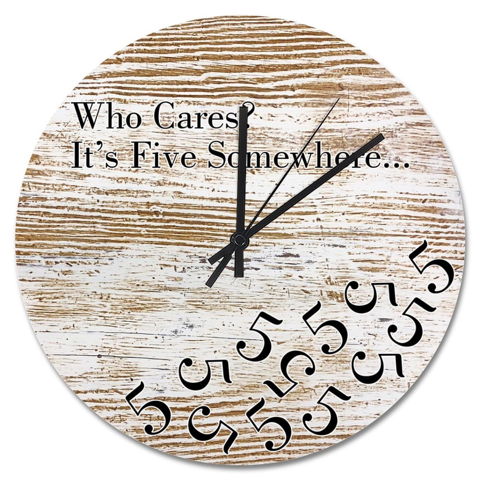 Horloge murale en bois blanc et marron de style ferme rustique pour salon