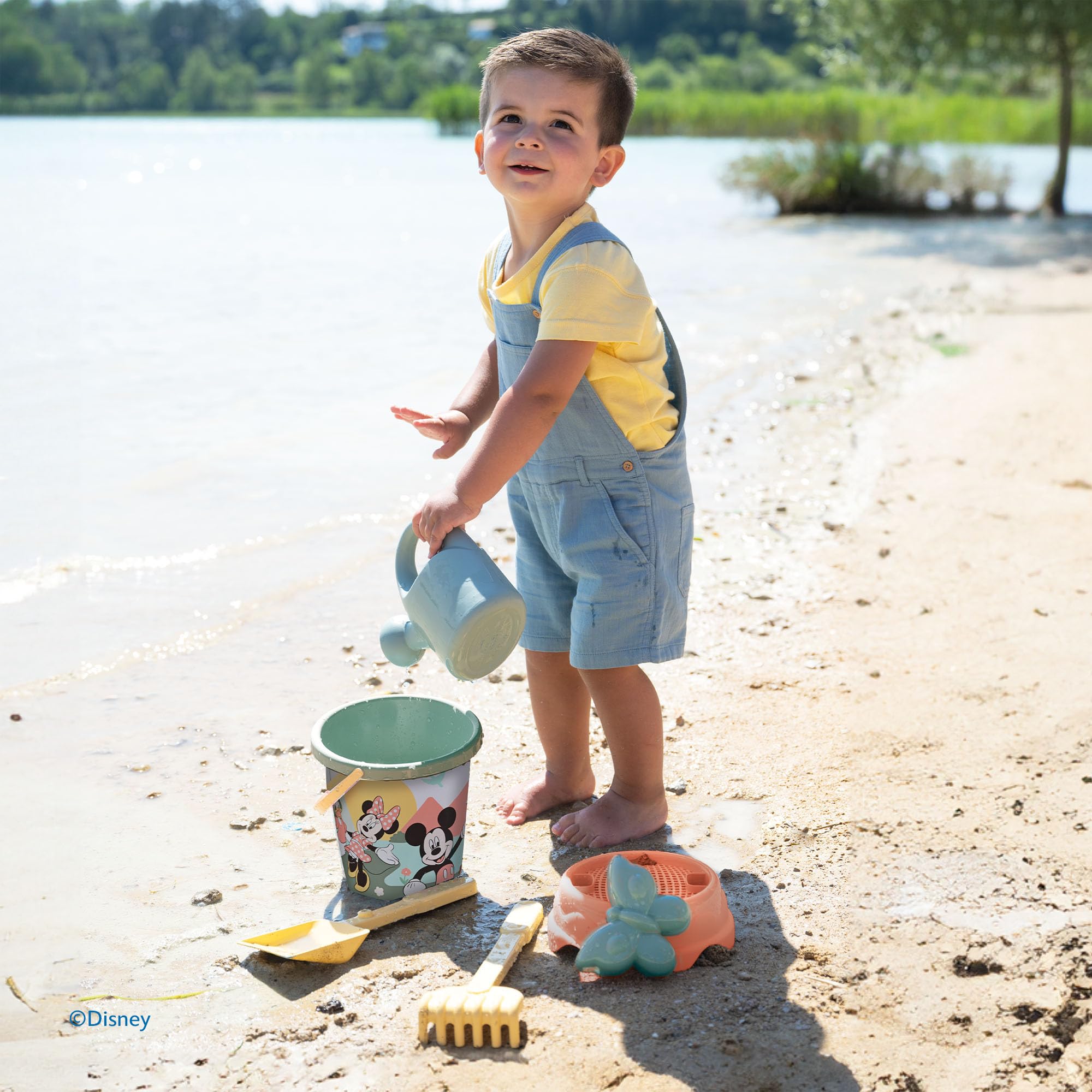 Seau de plage garni Olaf Frozen La Reine des Neiges Smoby 16 cm - Jeu d'eau et de plage - Achat & prix Seau de plage garni Olaf Frozen La Reine des Neiges Smoby 16 cm - Jeu d'eau et de plage - Achat & prix