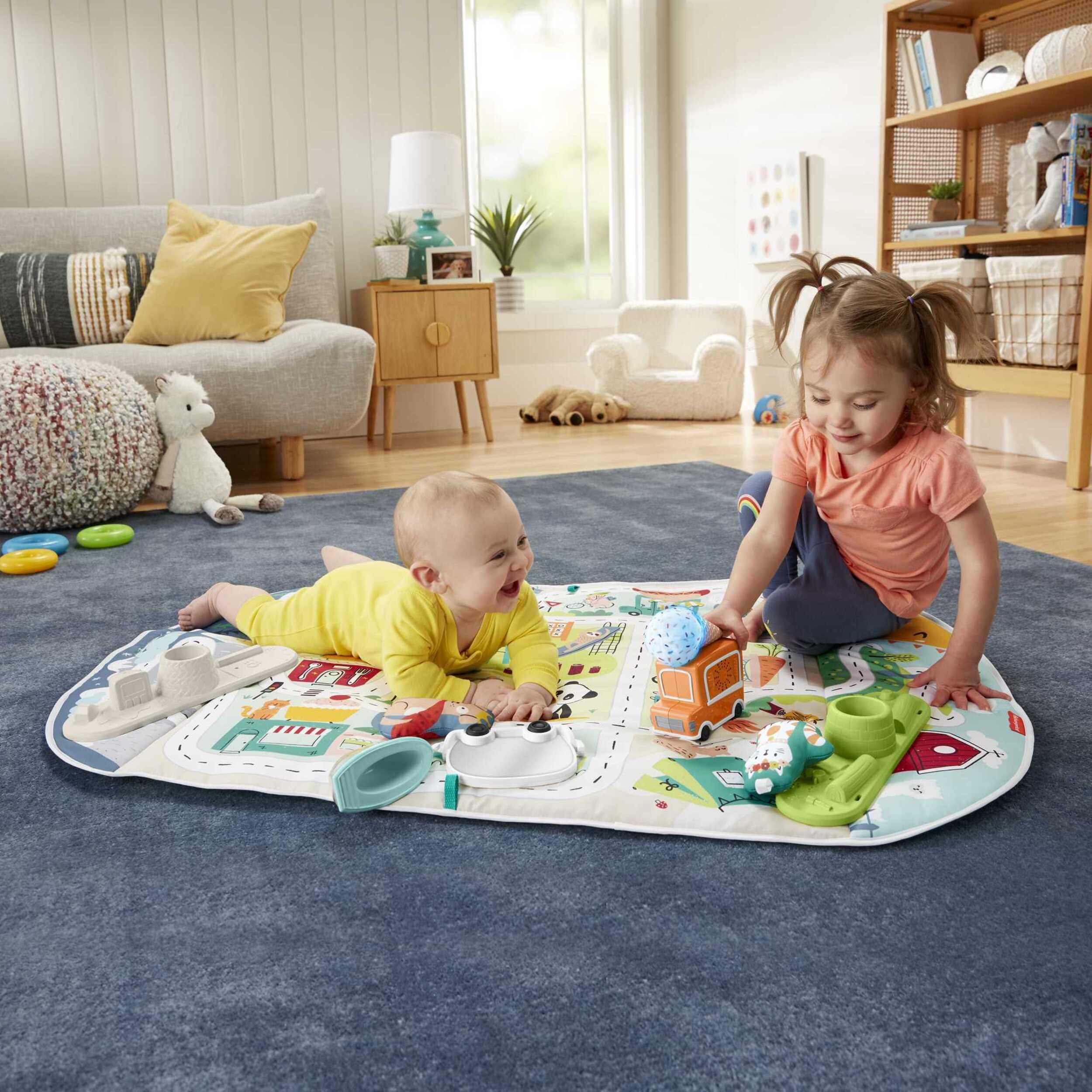 Fisher-Price Mantita Activity City Gym to Jumbo, Gimnasio para niños pequeños y bebés con música, Luces, vehículos de Juguete y una mantita de Juego Extragrande (GRV42)