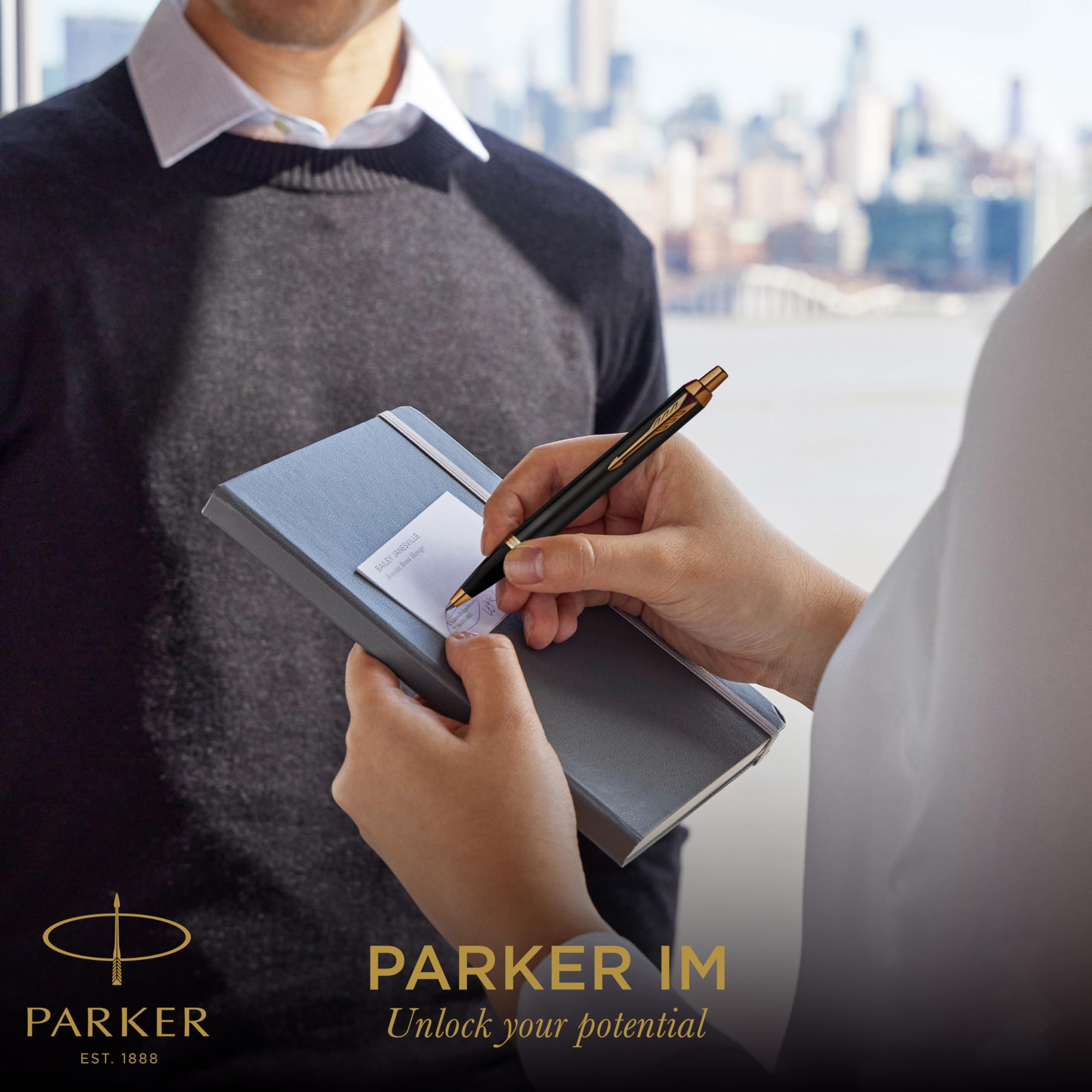 Parker IM Penna a Sfera Laccatura Grigia Pennino Dorato Punta Media Ricarica Inchiostro Blu