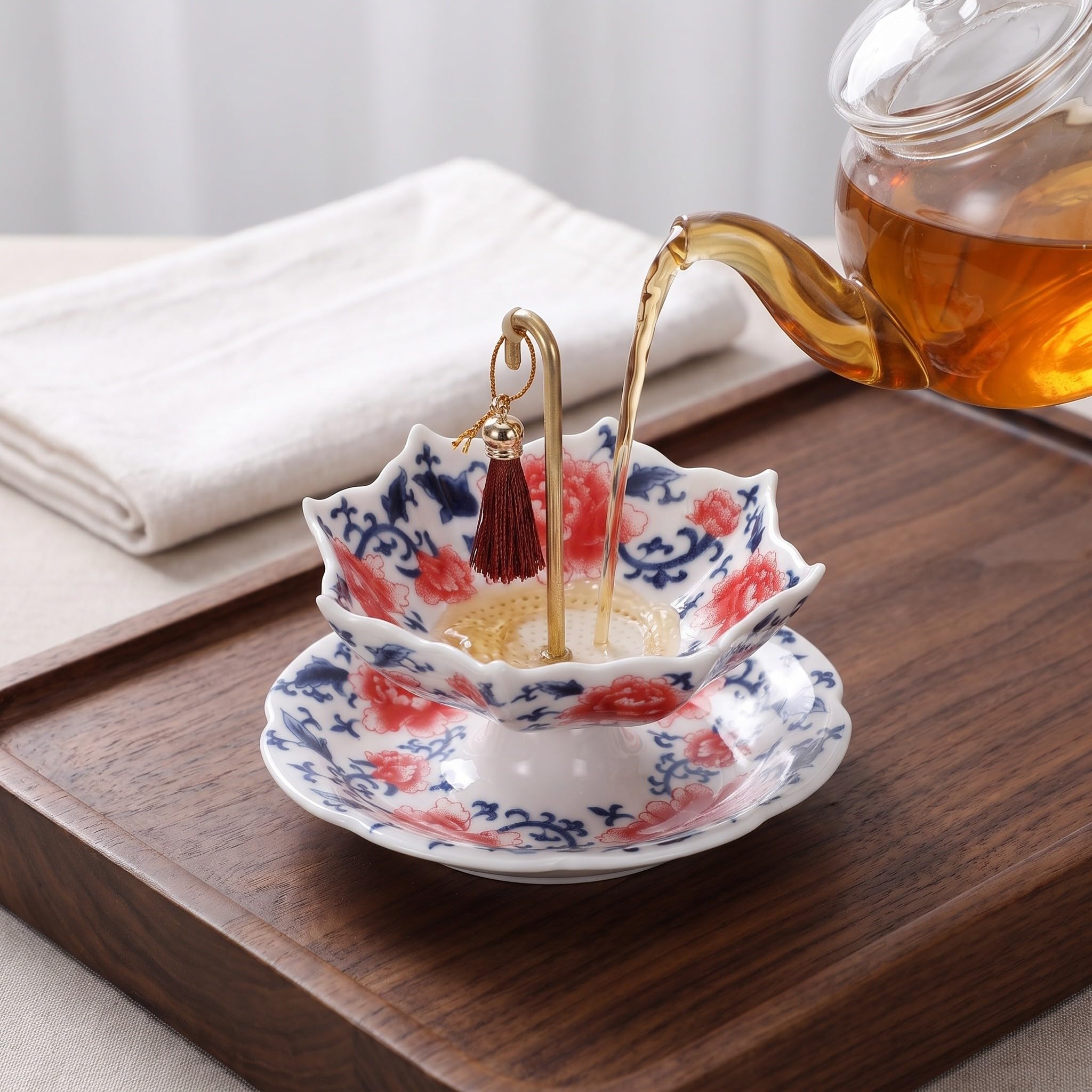 OUNONA 1 juego de colador de té de cerámica con forma de paraguas, filtro azul y blanco con soporte para té de hojas sueltas, accesorio para la ceremonia de beber de Kung Fu chino para el hogar, la