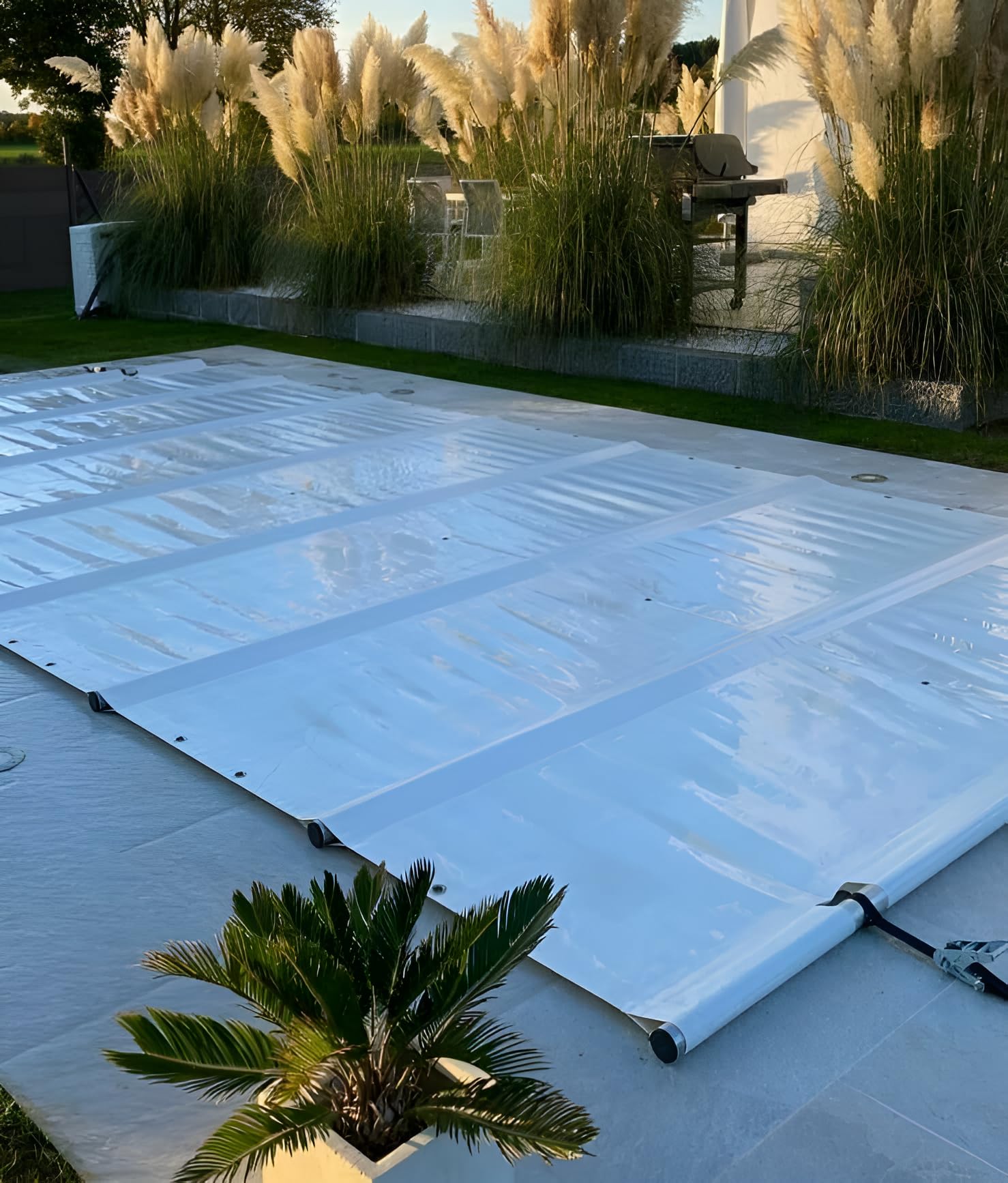 ANKO PLANEN Zwijana osłona basenowa dla maksymalnego bezpieczeństwa - plandeka PVC do samochodów ciężarowych 680 g/m² - całoroczna osłona na lato i zimę - bez drążków (3m x 5m, Antracyt RAL7016)