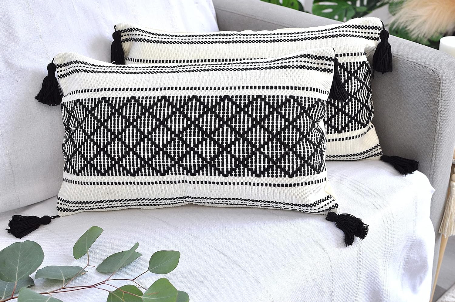 ALSTONIA Pillow Cover 100% Cotton Modern Decorative Handmade Pillow Cover with Tassels for Sofa,Couch,Bed,Decorative Pillow Cases, Zipper Eclosure -12x20 Inches, Set of 2 (Black & White)