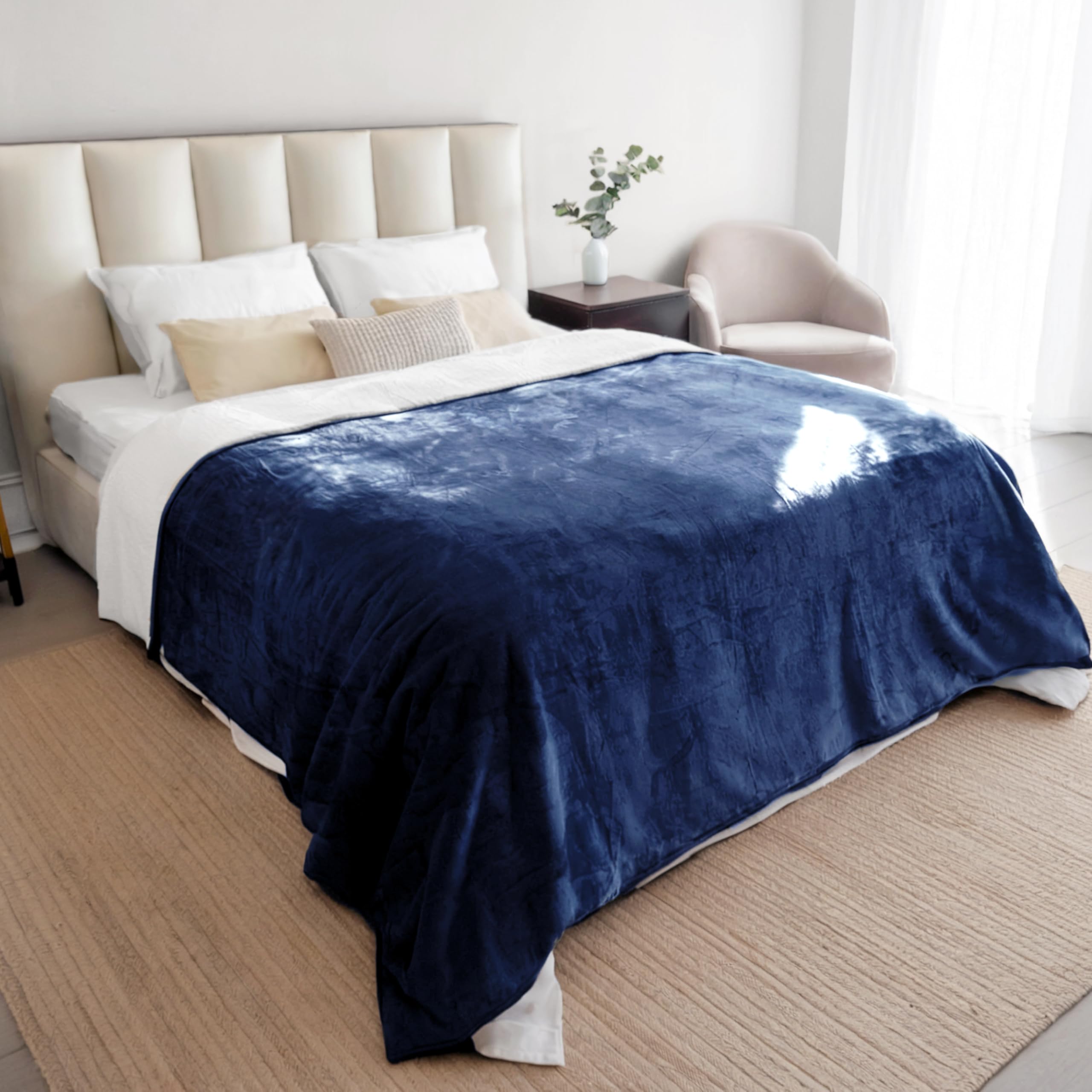 Dreamzie - Coperta Impermeabile per Cani 152x203 cm - Copridivano Reversibile Lavabile in Pile Sherpa -Telo Impermeabile per Letto o Divano - Copriletto Impermeabile - Blu Marino