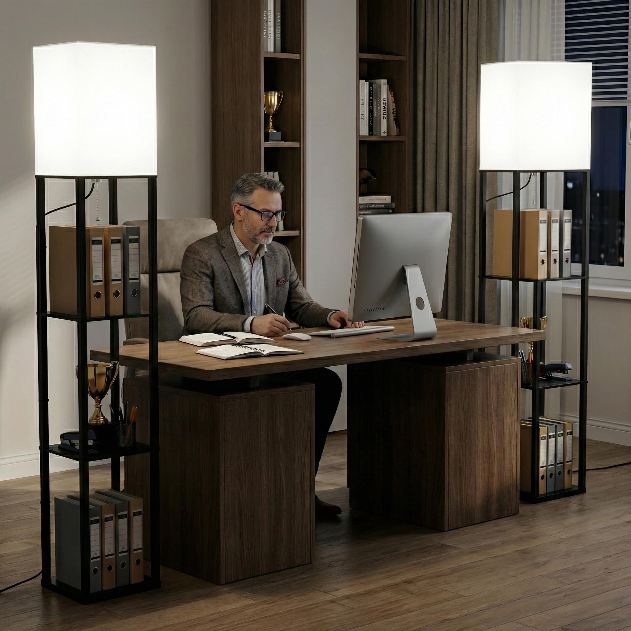 Stehlampe mit Regal aus Holz,2 er set,160 cm hoch Stehleuchte mit E27 Dimmbar 3-Farbtemperatur-LED-Lampe,Standleuchte mit Weiß Lampenschirme,Lampen für Schlafzimmer Wohnzimmer Ecke Flur Büro,Schwarz