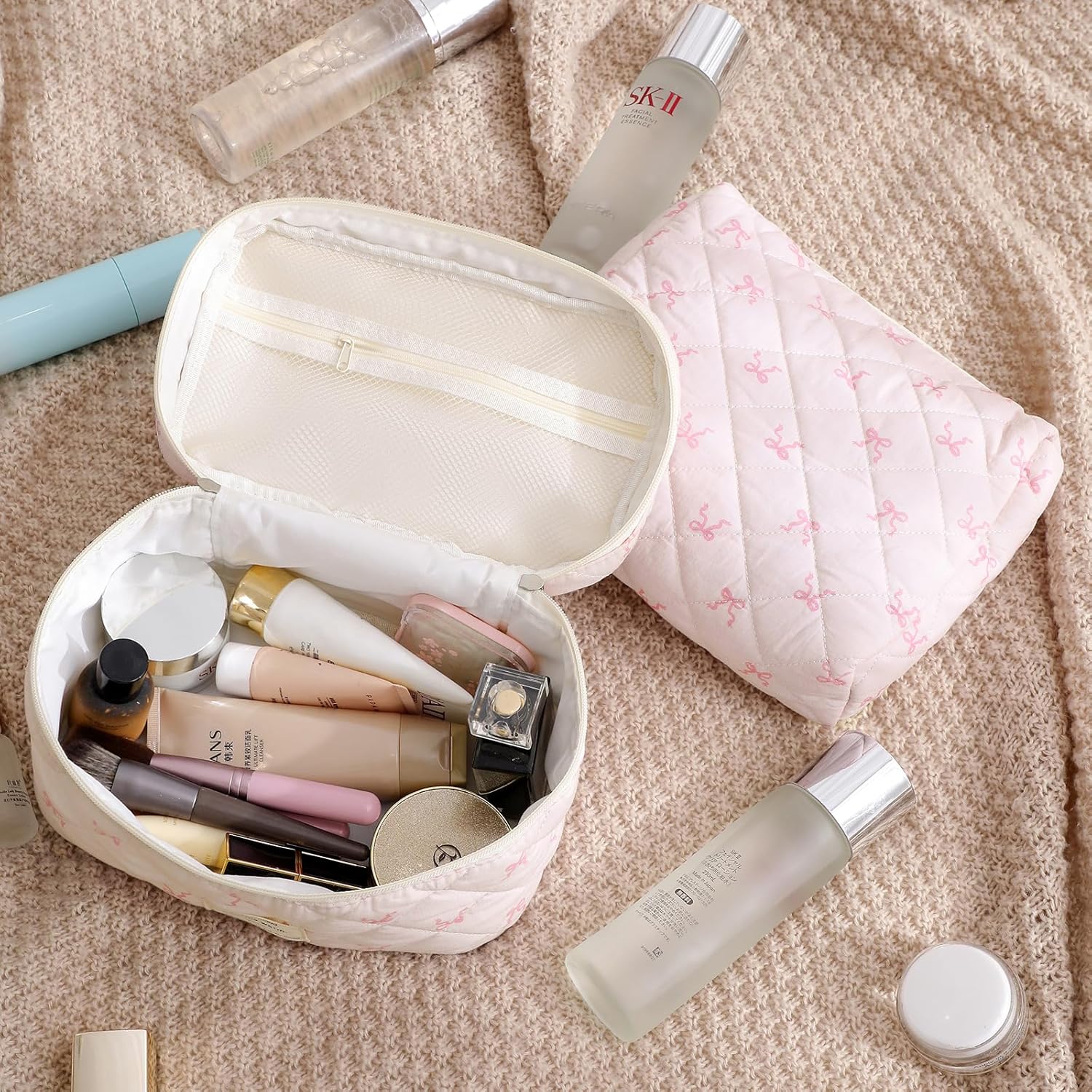 uekeboag Large Travel Quilted Makeup Bag for Women, Floral Cotton Cosmetic Bag, Coquette Aesthetic Floral Toiletry Organizer Bag - Image 5