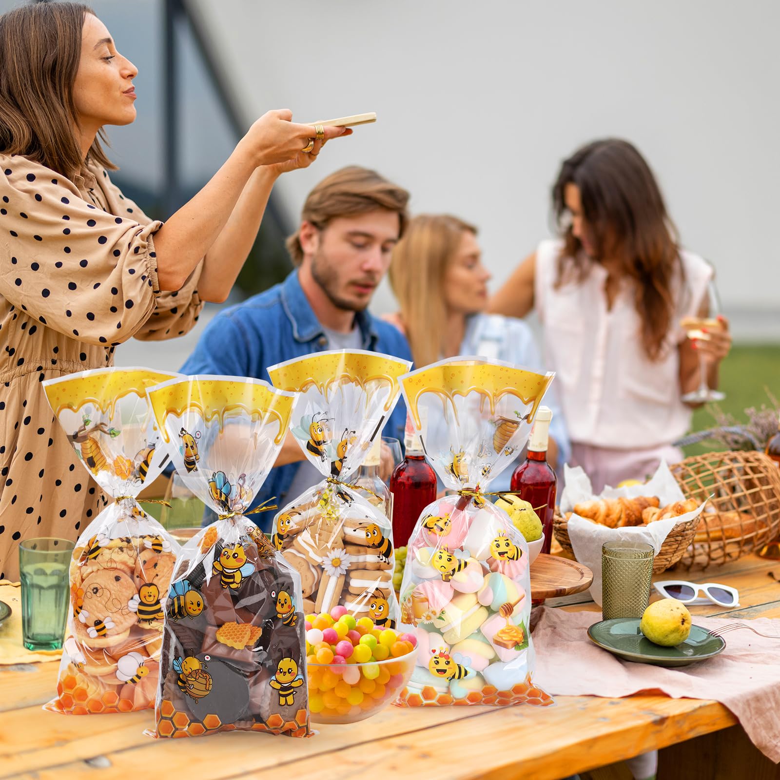 Darryy 100 Pcs Sachet Bonbons Halloween, Sachet Bonbons Anniversaire, Sac à Bonbons Transparent