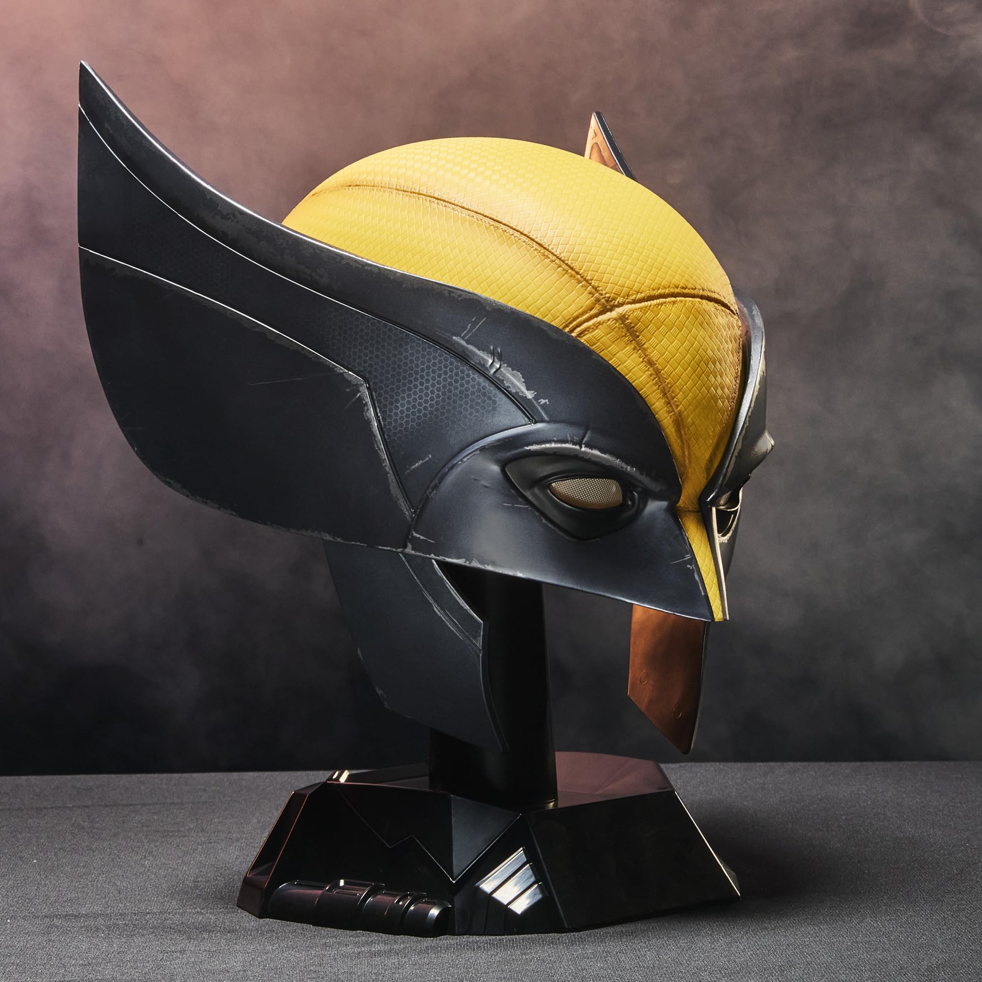 Hasbro Marvel Legend Series, maschera per roleplay premium di Wolverine
