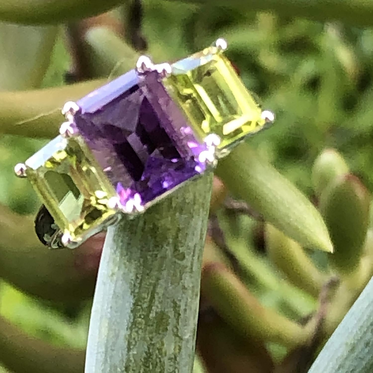 Natural 4ct Purple Amethyst, Peridot 925 Solid Sterling Silver Ring Size 5, 6, 7, 8, 9 - Image 2
