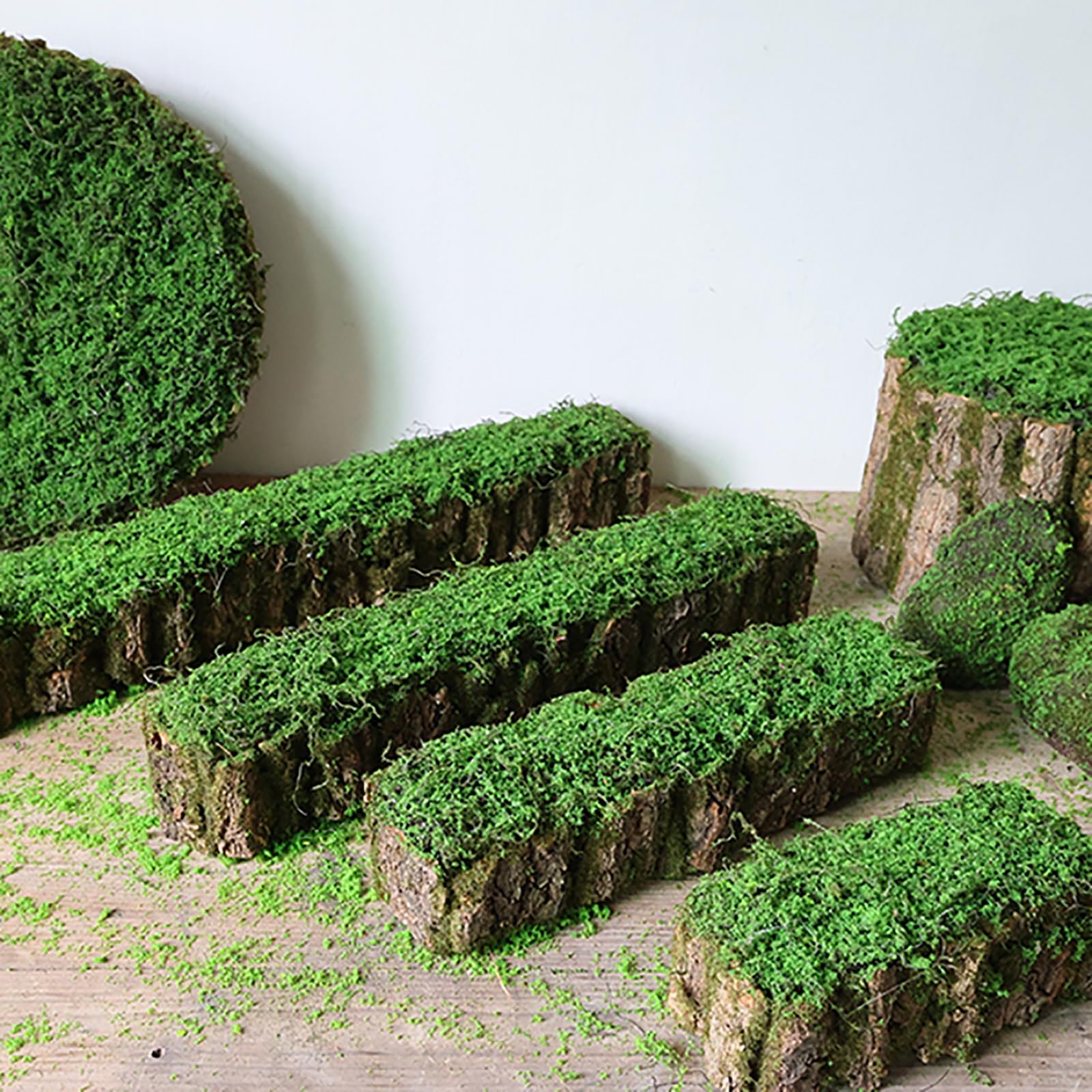 Roccia di muschio artificiale fatta a mano con texture realistica per composizioni floreali, esposizioni, scene paesaggistiche