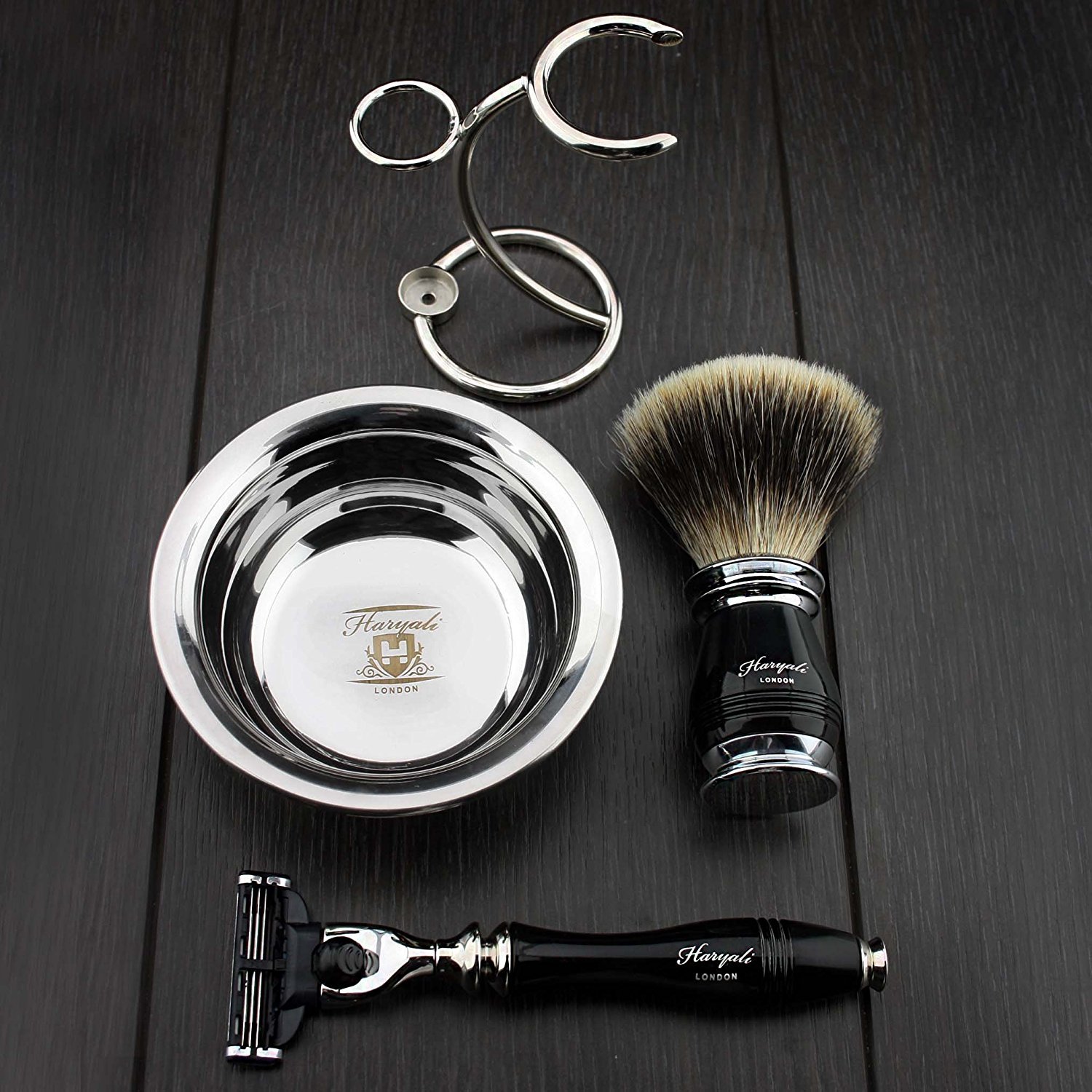 Haryali London Luxury Black zestaw do golenia dla mężczyzn 3 Edge, pędzel do golenia, stojak do golenia i miseczka do golenia