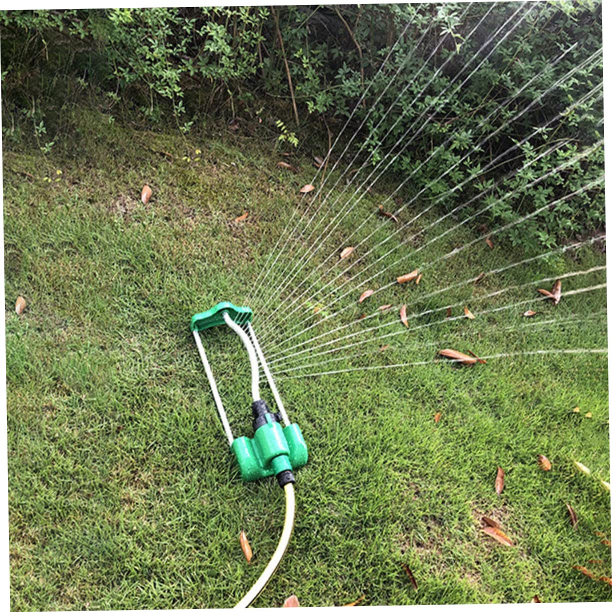 Irrigatore Oscillante da Giardino a 17 Fori, Testina in Lega di Alluminio e Plastica, Spruzzo Fine e Uniforme per Prato e Orto