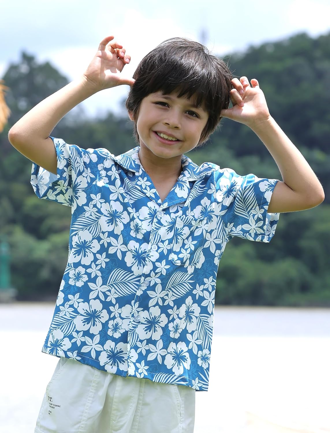 APTRO Boy's Hawaiian Shirt Tropical Beach Casual Summer Shirt with Pocket Short Sleeve 4-15 Years - Image 2