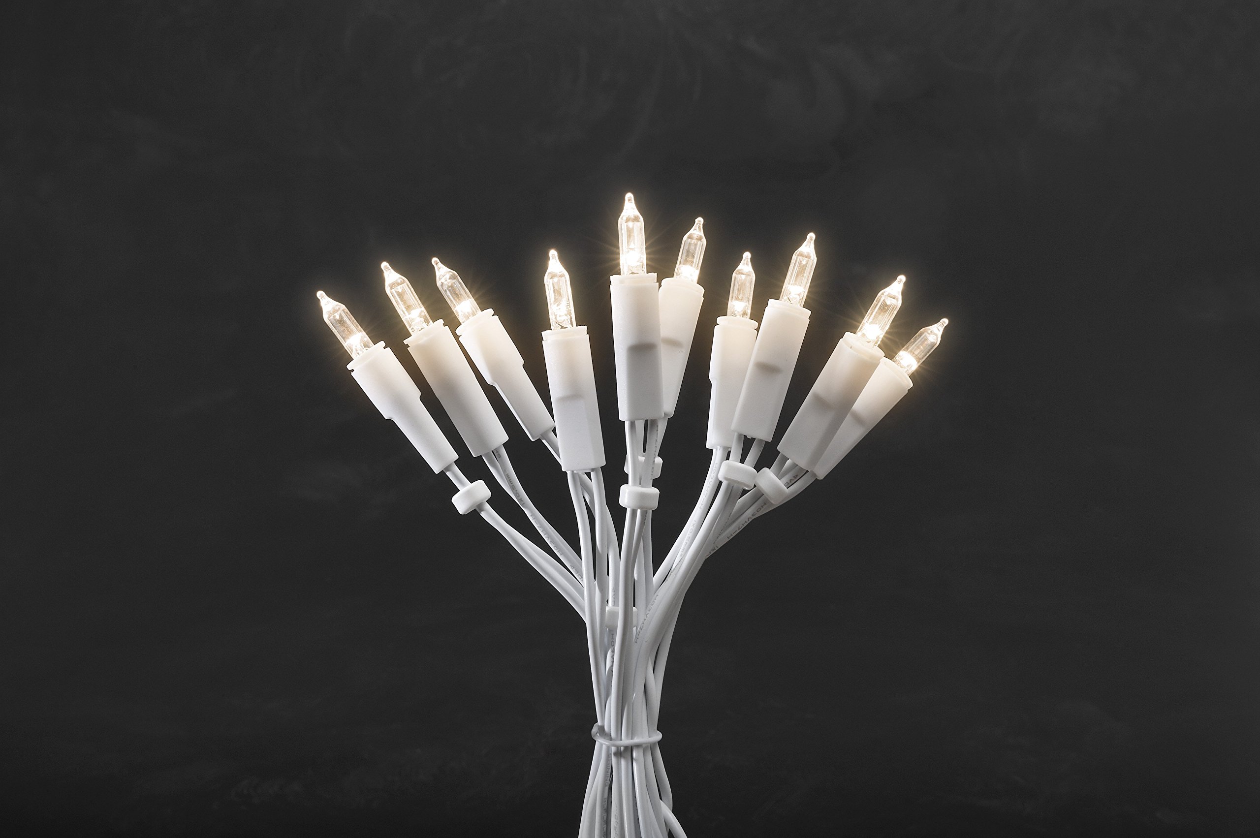 Konstsmide 6302-102 mini łańcuch świetlny LED/do wnętrz (IP20) certyfikat VDE / 230 V wewnątrz/z przełącznikiem / 35 diod w kolorze ciepłej bieli/biały kabel