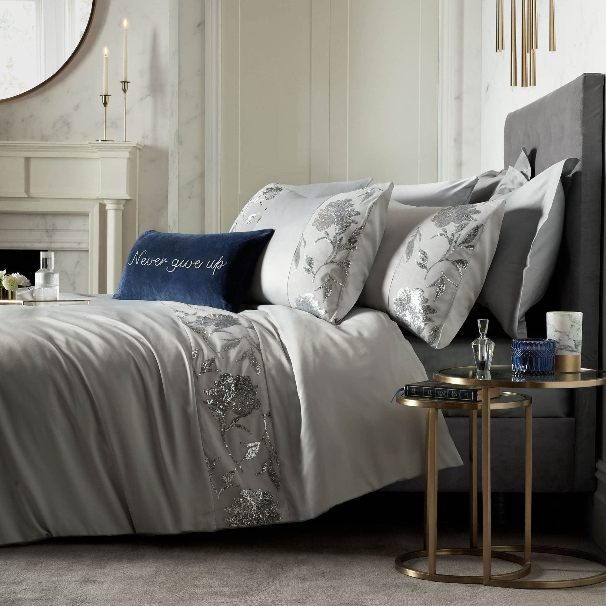 Amanda Holden Bedding Audrey Satin Silver Duvet Cover Set (Double Duvet Cover Set: 200cm x 200cm)