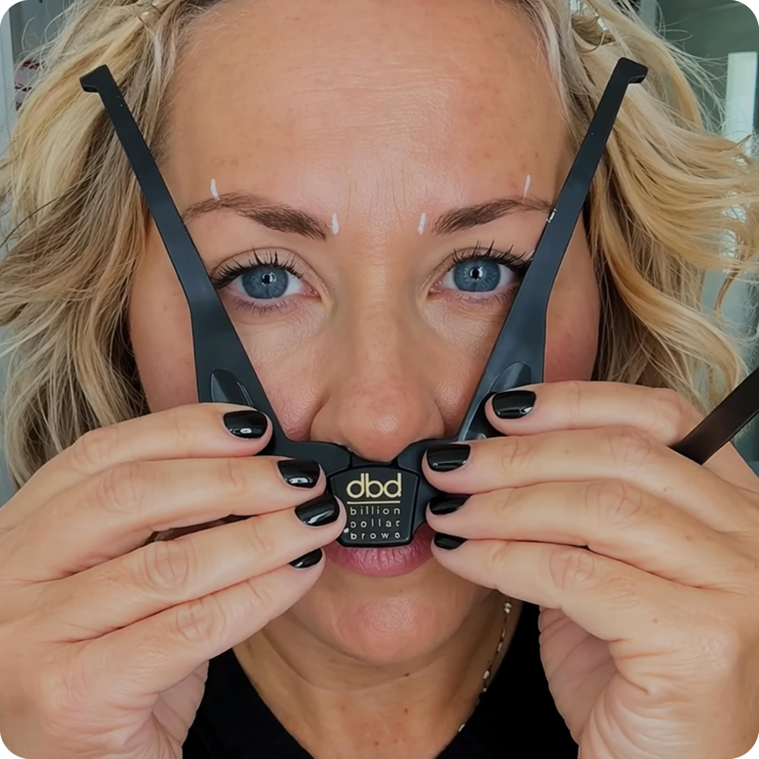 billion dollar brows 2-częściowy zestaw do brwi Buddy Contour Stencil Microblading do symetrycznych brwi, czarny