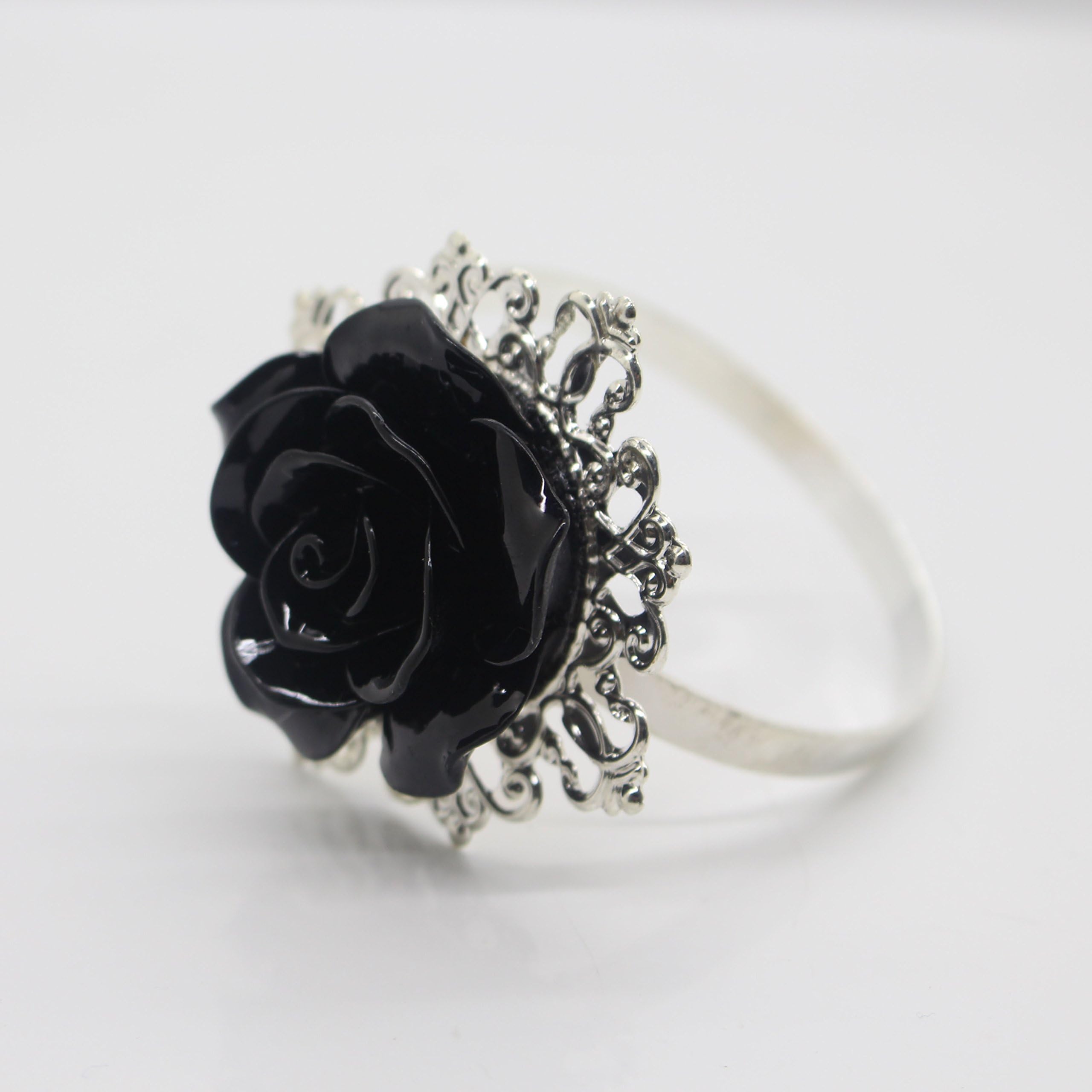 AngHui ShiPin 10pcs Black Rose Decorative Silver Napkin Ring Serviette Holder for Wedding Party Dinner Table Decor Many Color Available for Christmas Table