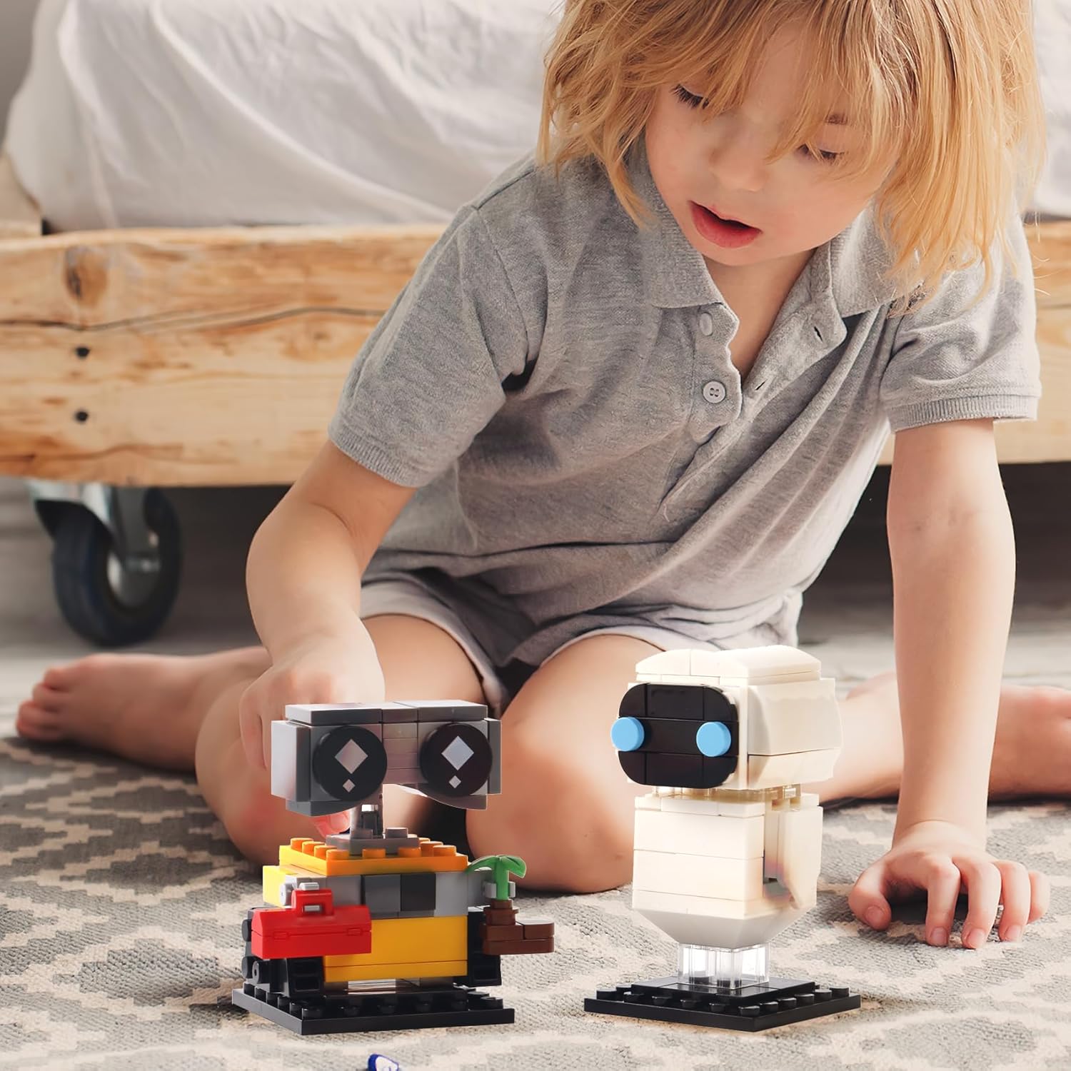 Wall-e and Eve Robots Building Blocks Set Compatible with Major Brands Size,Unique Minifigures Robots Model Toy,Creative Present for Boys,Girls or Adult