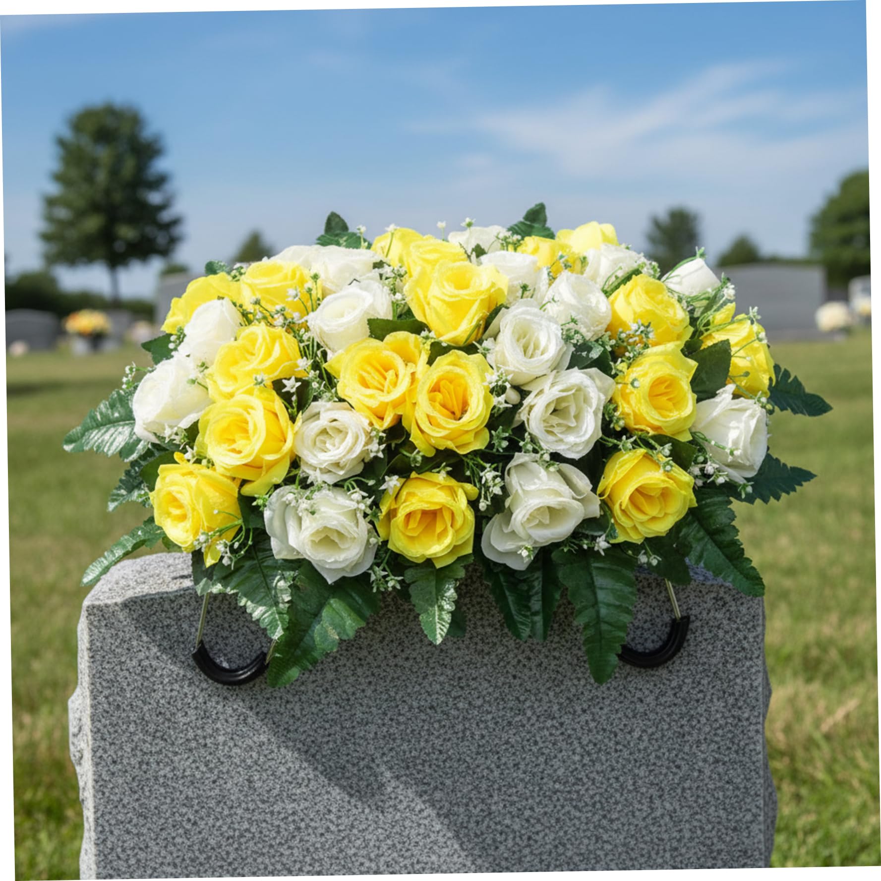 Comebachome Headstone Flower Saddle, Artificial Headstone Flowers with 34 Realistic Roses for Grave Decor, Adjustable & Long-Lasting Memorial Floral Arrangement, Uso al aire libre