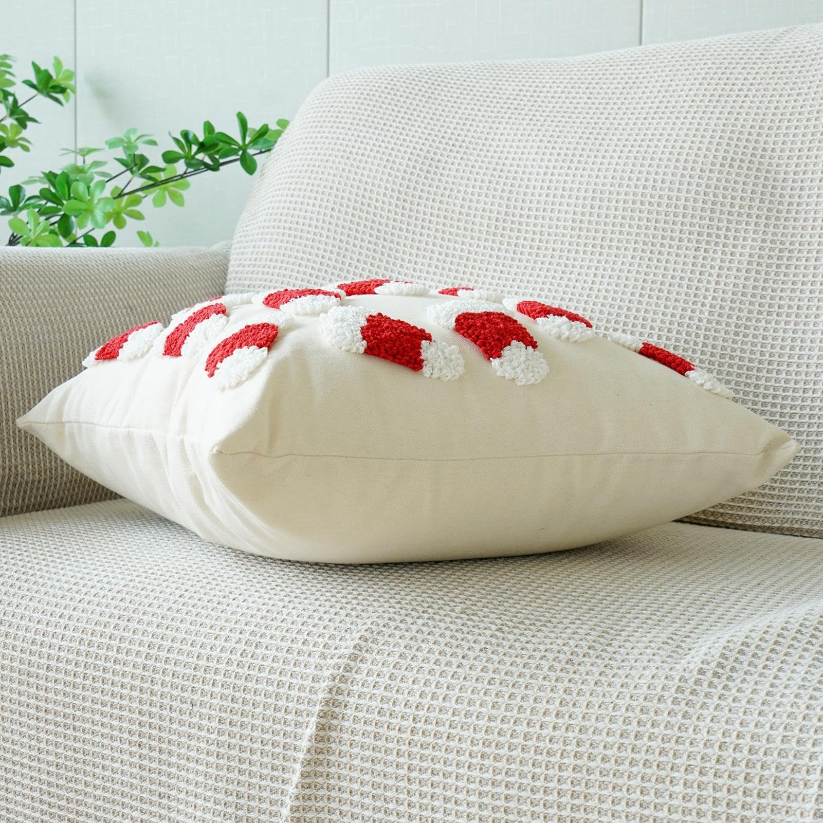 Amazon｜クリスマスクッションカバー、刺繍枕カバー,ビスタプリント