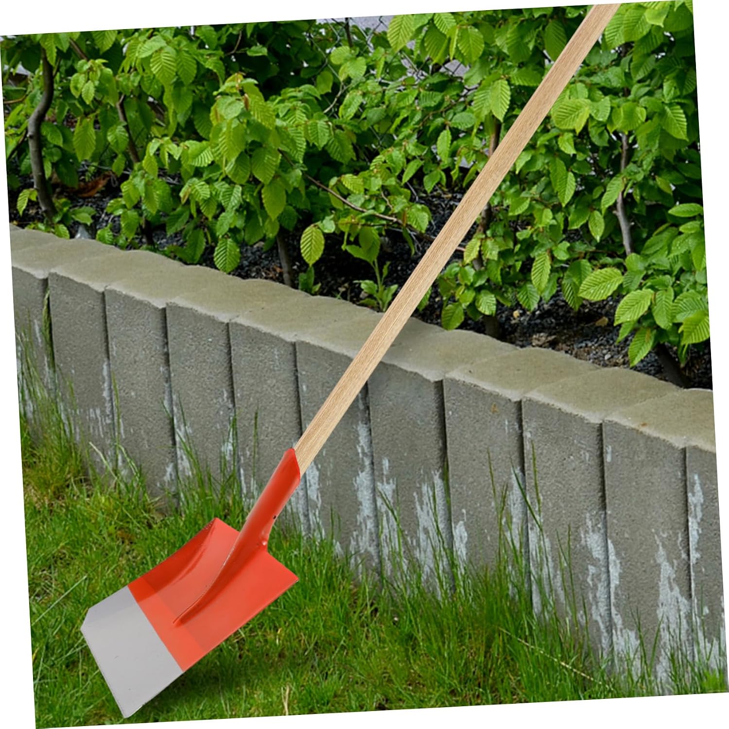 Yardwe Heavy Duty Gardening Hand Shovel - Carbon Steel Garden Spade with Extra-Large Smooth Edge Head for Digging and Soil Transfer, Lightweight and Easy to Use, Red, 14.76 X 7.95 X 1.77 Inches