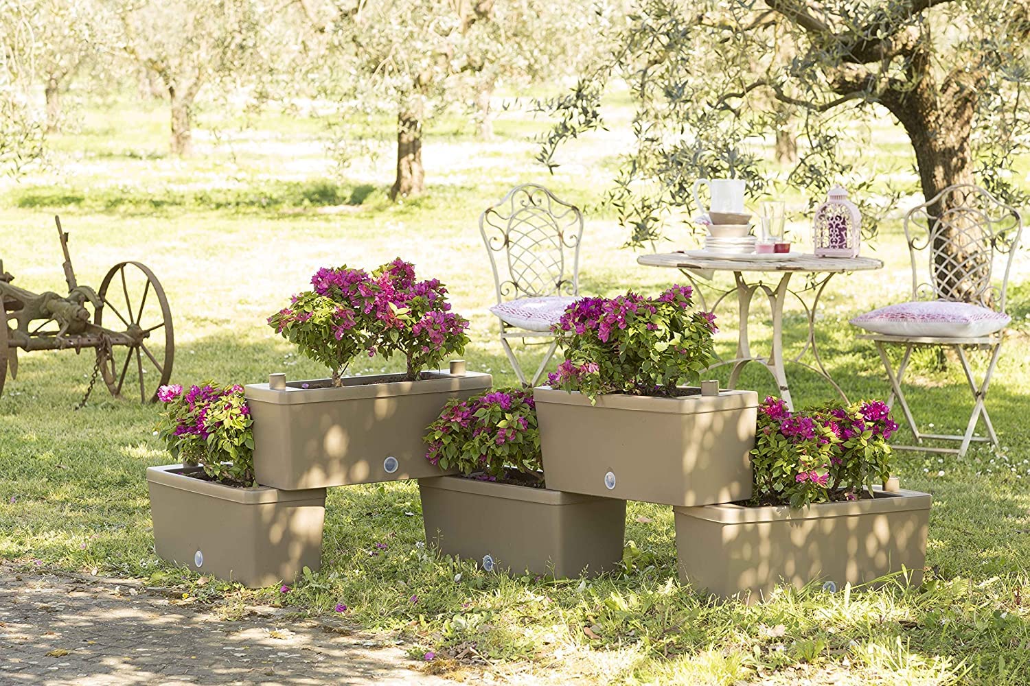 Brick Kit de 5 jardinières modulables pour compositions de fleurs, plantes aromatiques et potager vertical, kit de 5 jardinières connectables de 59 cm, gris, crème et taupe, fabriqué en Italie (taupe)