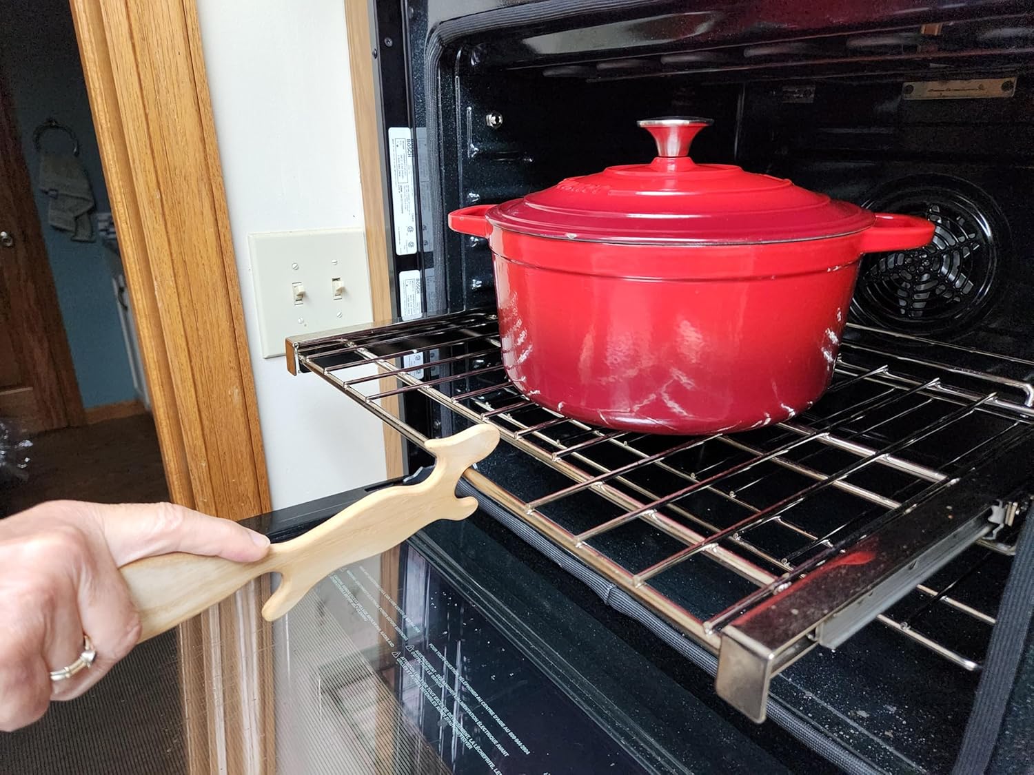 Wooden Handmade Oven Squirrel, Rack Push Pull Stick for Baking, Cooking, Grilling (Green Ash)