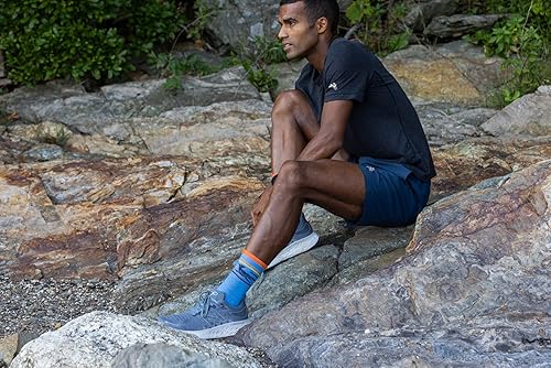 Miniatura 2 de Darn Tough Frontrunner Micro Crew ultraligero con cojín para hombre (estilo 1062) -