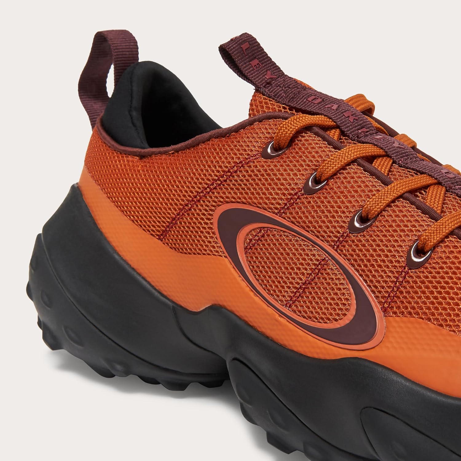 Oakley - Brandclub - Oakley Mens Edge Flex Sneaker, Ginger, 10