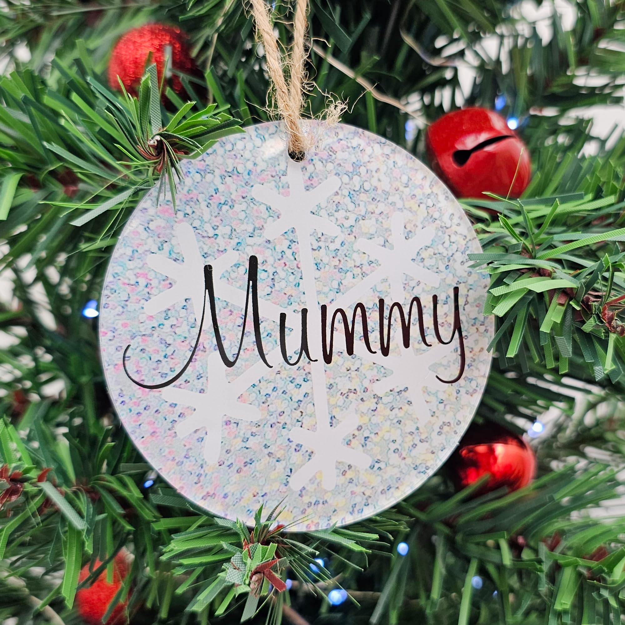Create Magical Christmas Memories with our Personalised Christmas Tree Name Bauble - Glitter Effects, White Snowflake, for a Festive Touch (Iridescent, Acrylic Indoor & Outdoor Use)