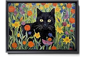 Gustav Klimt's Garden Cat: A Vision of Modern Art and Feline Charm