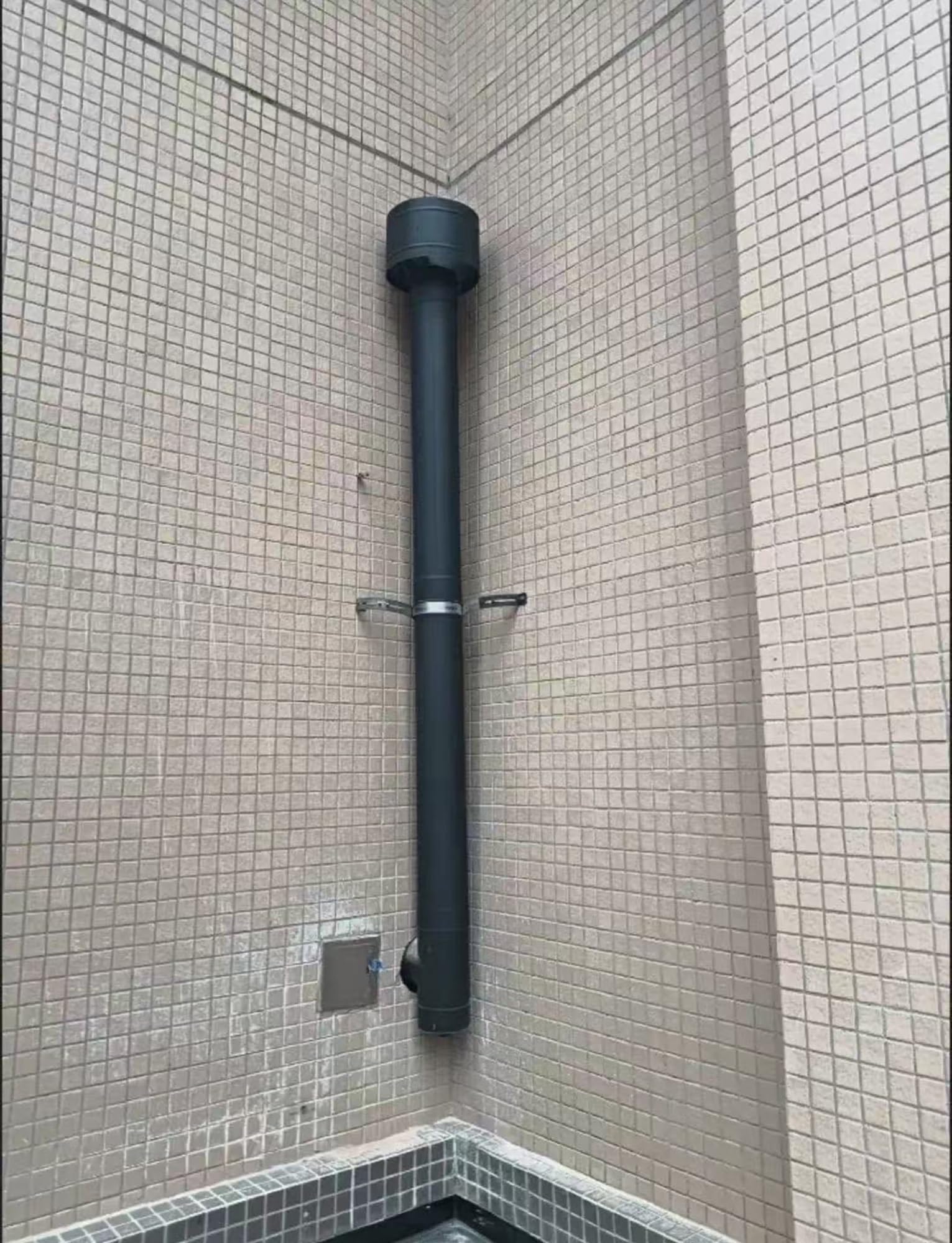 Soporte de Chimenea para Techo, Soporte Ajustable de Acero Inoxidable para Chimenea - Abrazadera para conducto de Humos y Colgador de Tubo de Estufa para cabañas de Madera, Salas de calderas