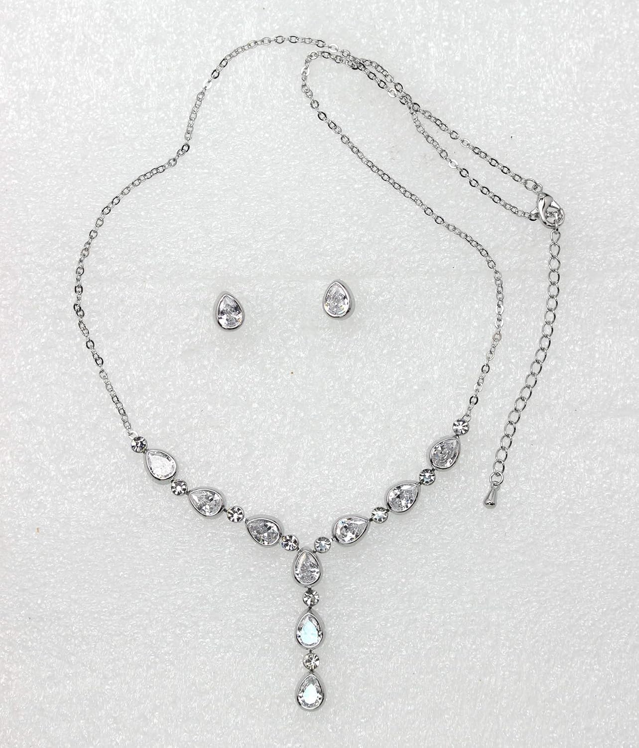 Faship Gorgeous Cubic Zirconia CZ Crystal Floral Necklace Earrings Set