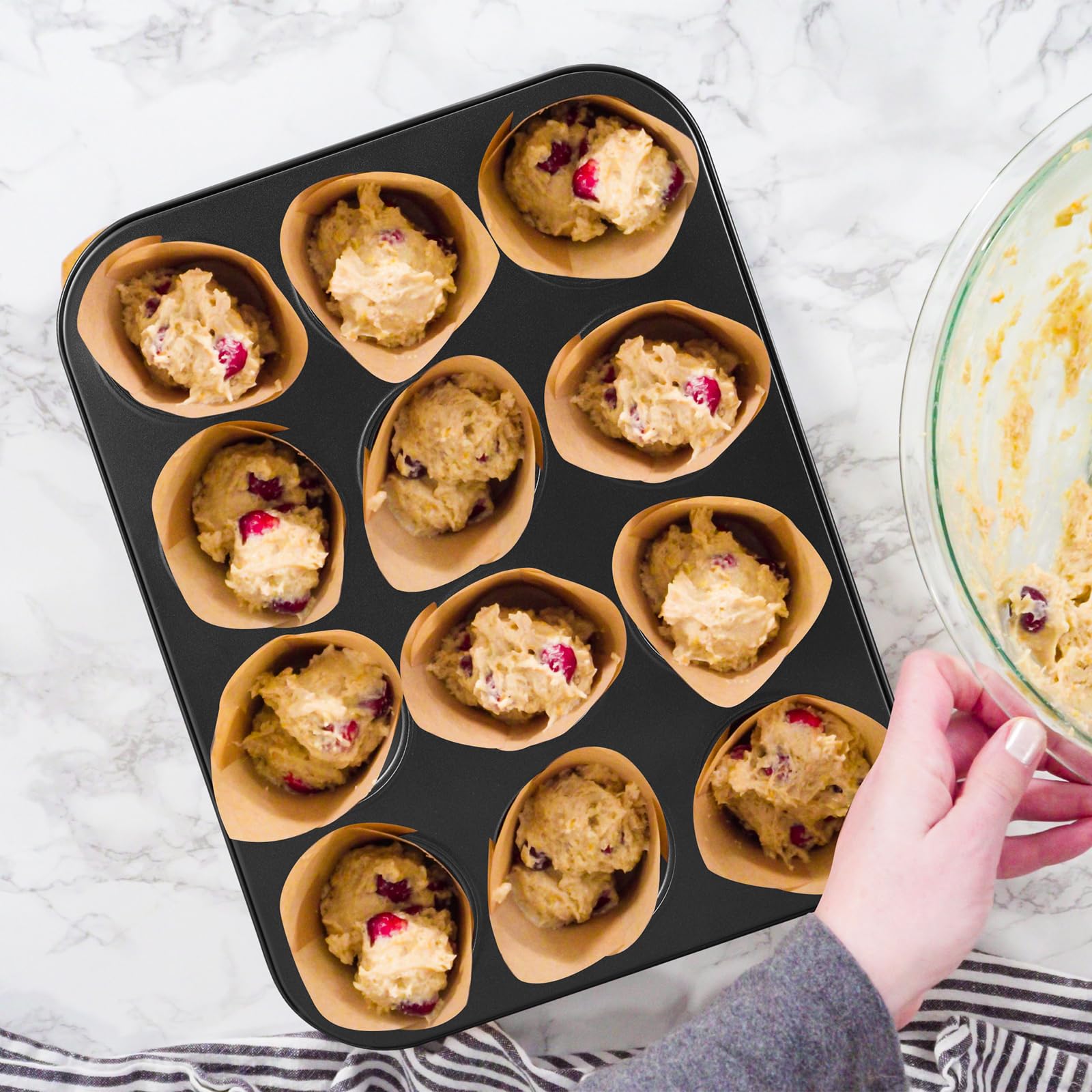 SiliFine 3 Stück Antihaft-Muffinform aus Karbonstahl, Cupcake-Form, leicht zu reinigen, Muffinblech, Backgeschirr zum Backen von Cupcakes, Käsekuchen, 6 Tassen, 12 Tassen und 24 Tassen, Jumbo