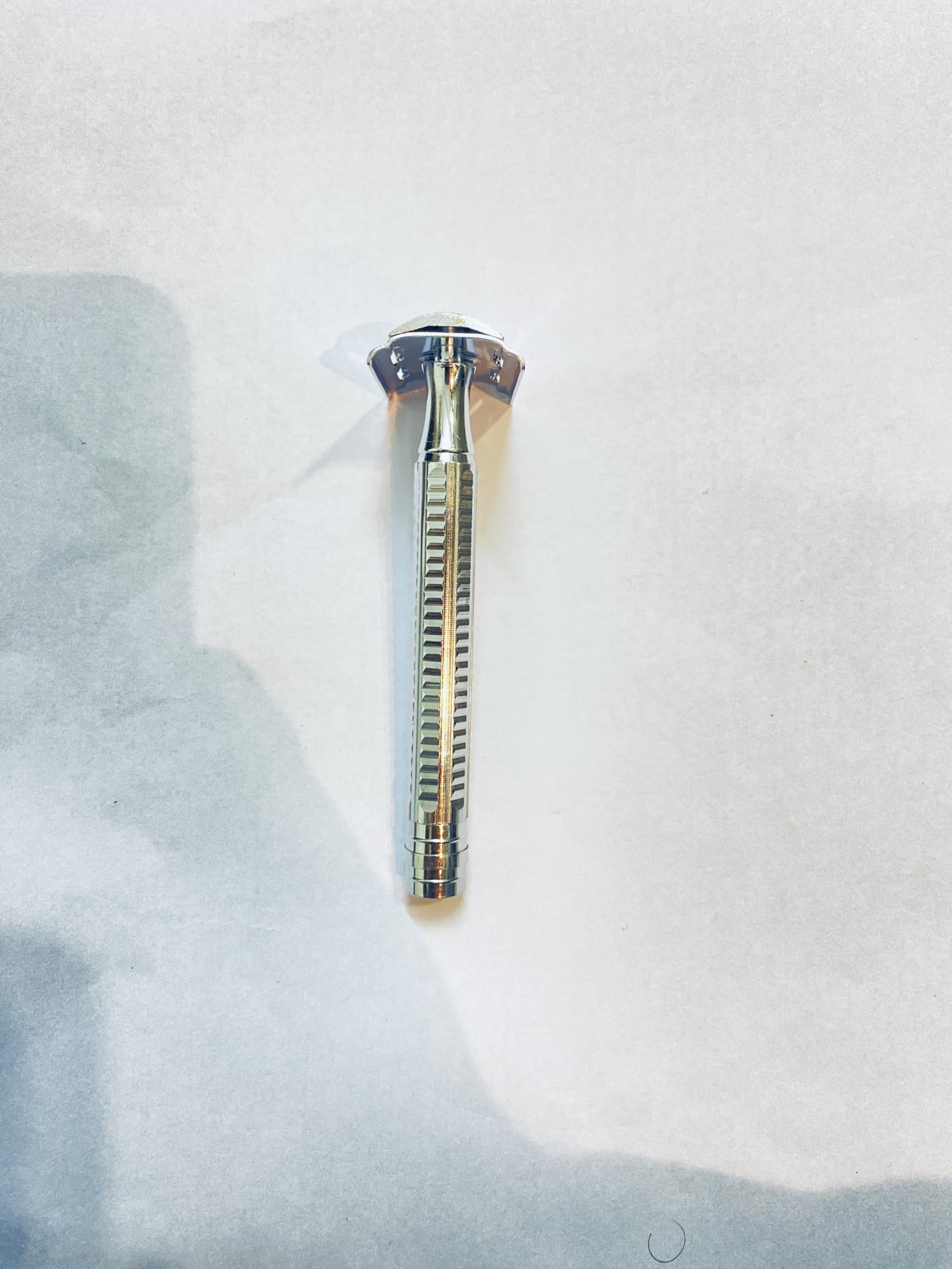 Safety Razor For Men | Made With Brass Metal | Classic & Stylish | Perfect For Eliminating Nicks & Cuts (Self-Steel Finish)